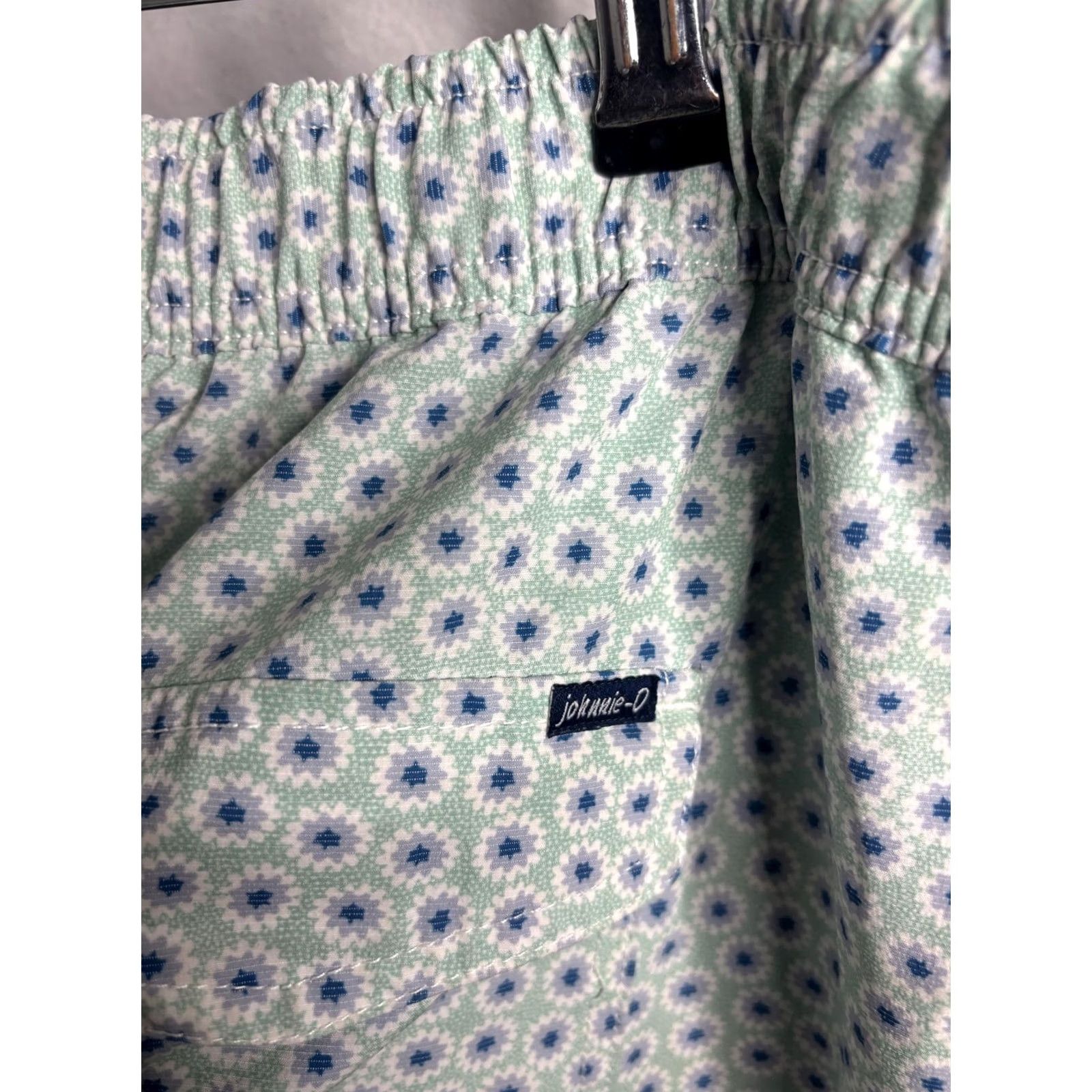 johnnie-O Johnnie-O Swim Shorts Mens 2XL Stretch Geometric Drawstring Pool Bottom Size US 39 - 6 Thumbnail