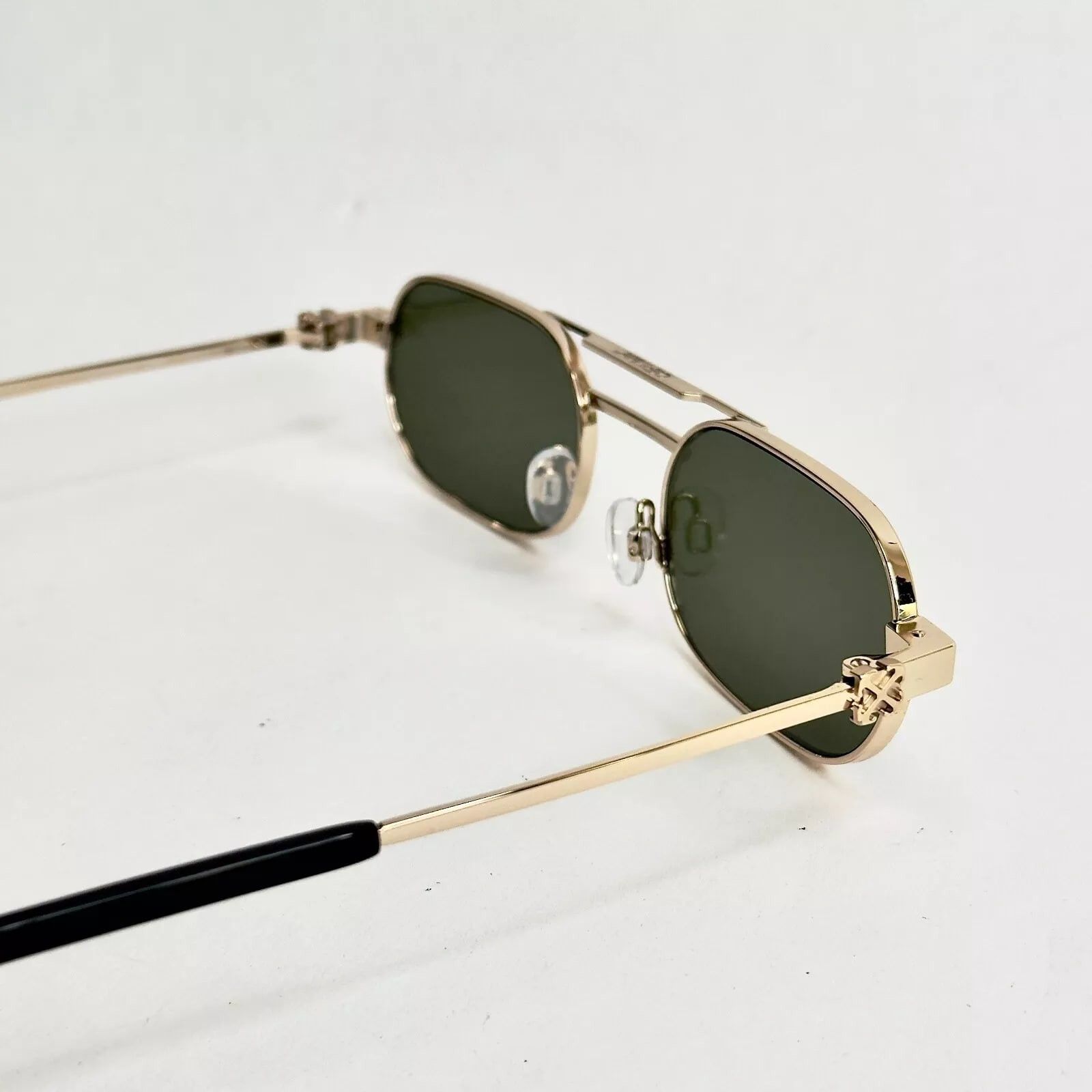 Off-White OFF-WHITE OERI123 Gold Green Square Unisex VAIDEN Logo 123 Size ONE SIZE - 8 Thumbnail