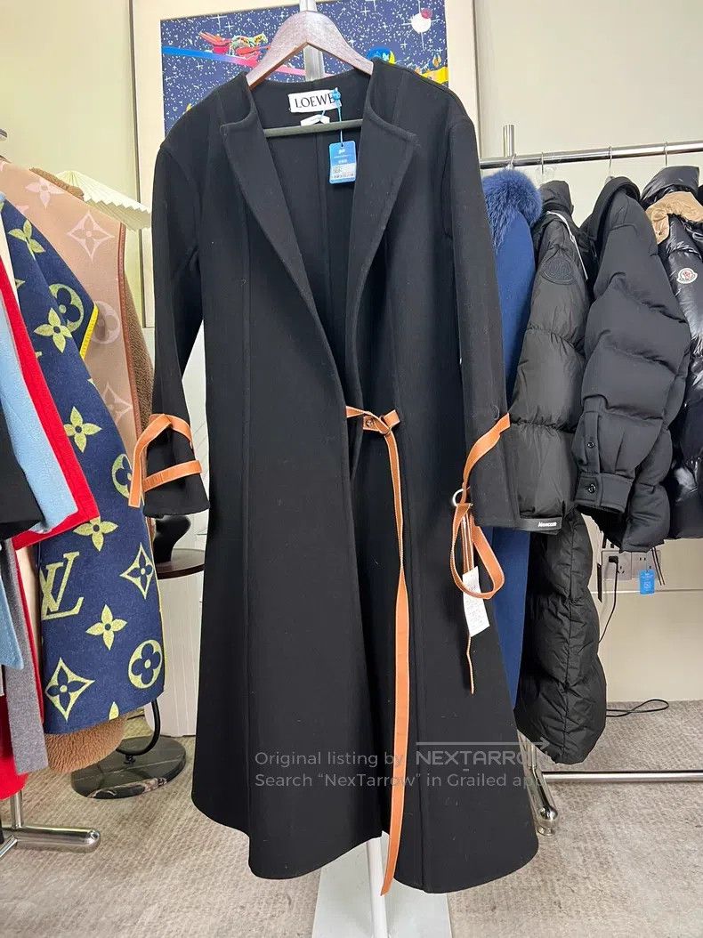 Loewe Loewe Black long leather button coat Size S / US 4 / IT 40 - 1 Thumbnail