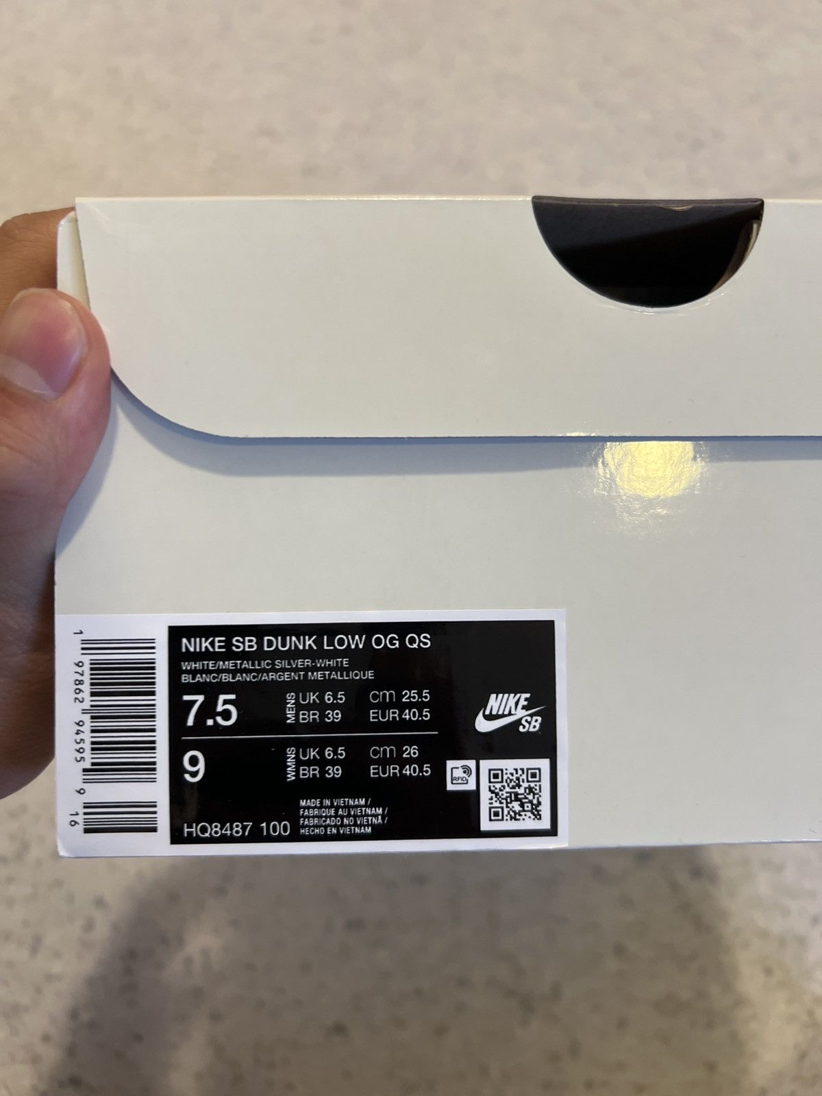 Nike × Supreme Nike SB Dunk low Supreme White 89 Size US 7.5 / EU 40-41 - 4 Thumbnail