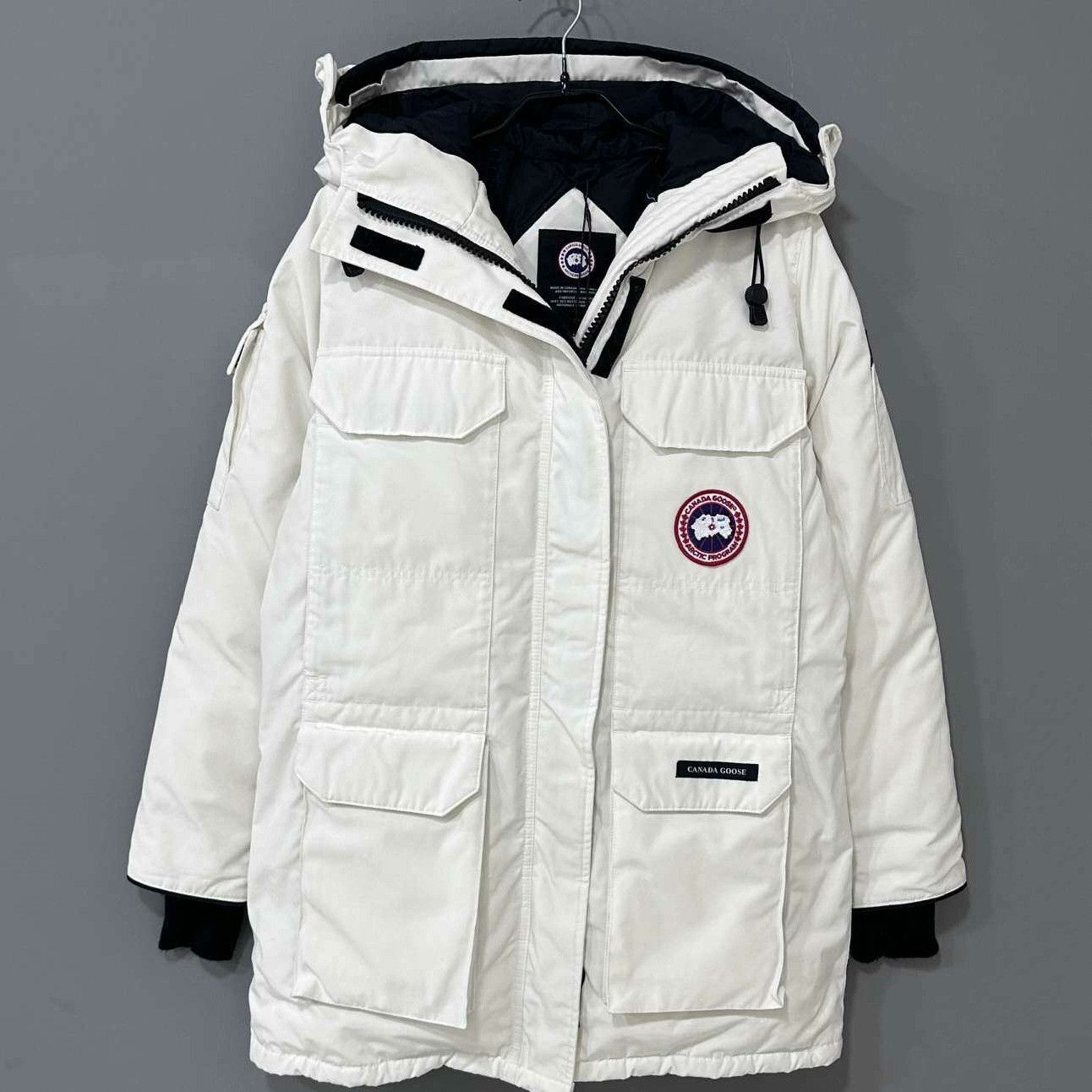 Canada Goose Canada Goose Down White Heavy Coat m Men Size US M / EU 48-50 / 2 - 1 Thumbnail