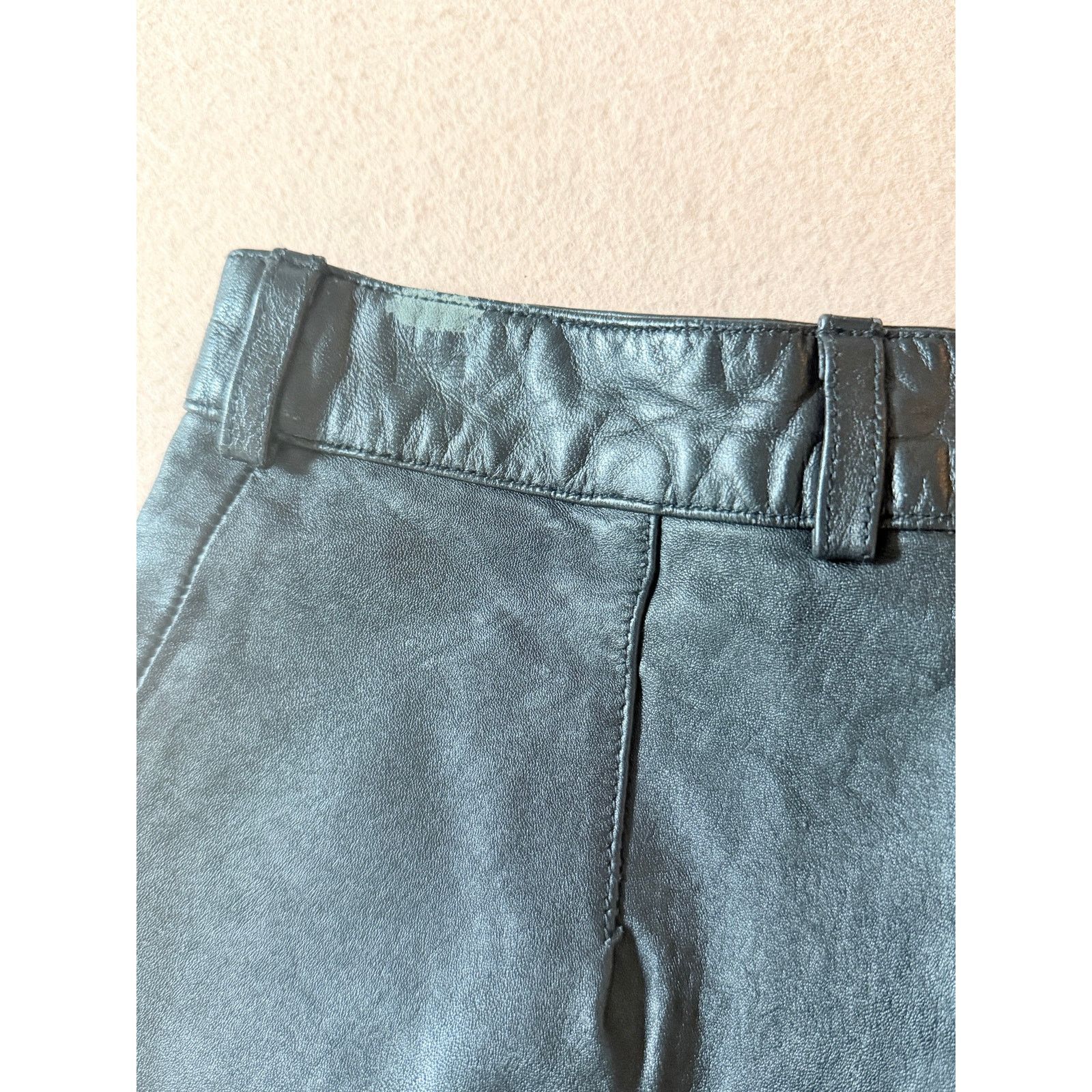 Other Vintage leather black shorts leather king small 26W grunge Size 26" / US 2 / IT 38 - 15 Thumbnail