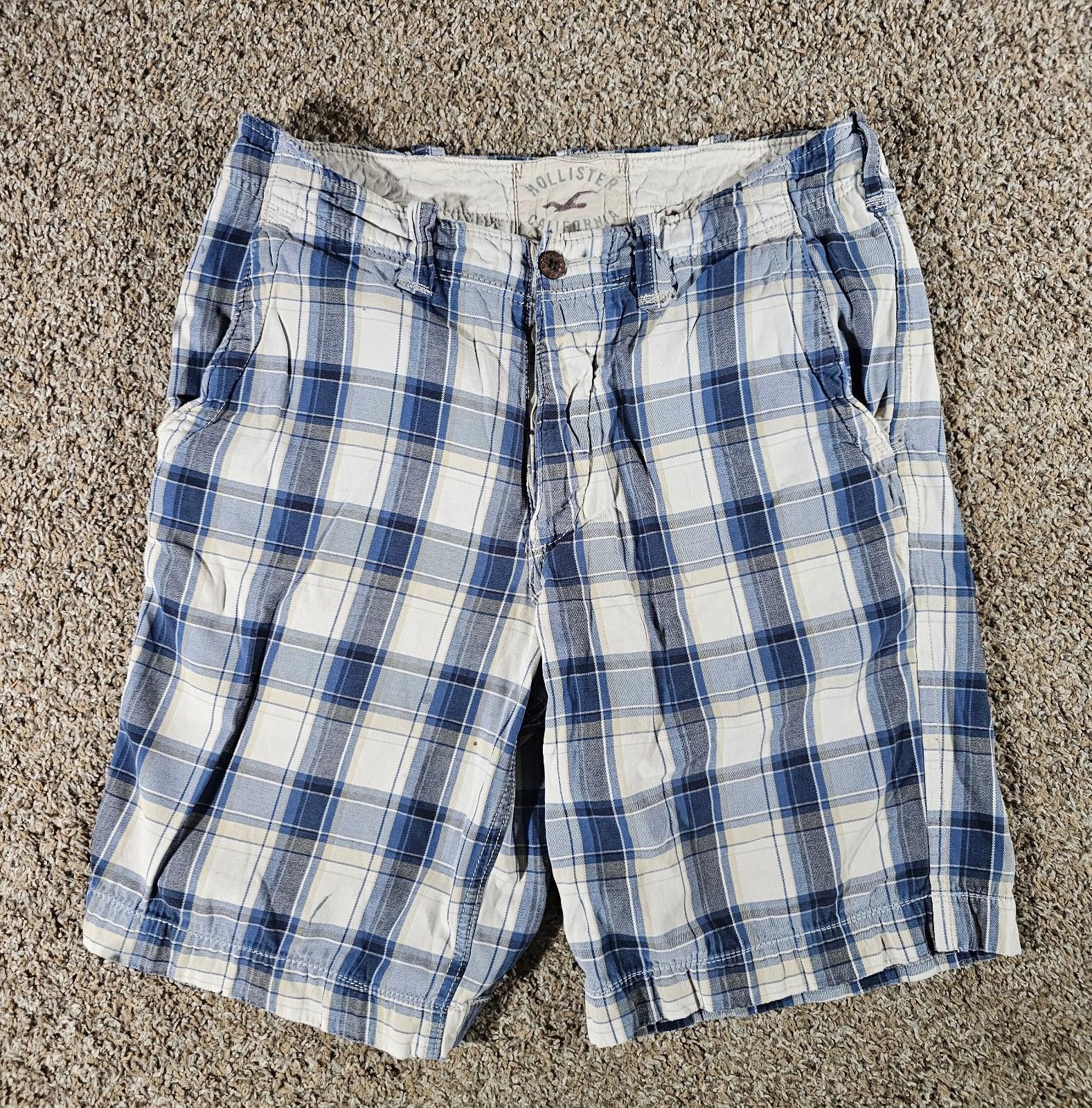 Hollister Hollister White Blue Plaid Sz 32 Shorts Size US 32 / EU 48 - 1 Thumbnail