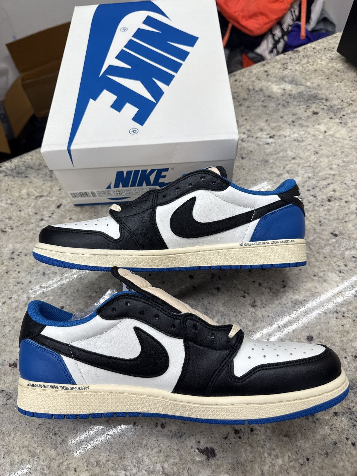 Nike × Travis Scott Travis Scott Fragment Sp Lows Size US 10.5 / EU 43-44 - 2 Thumbnail
