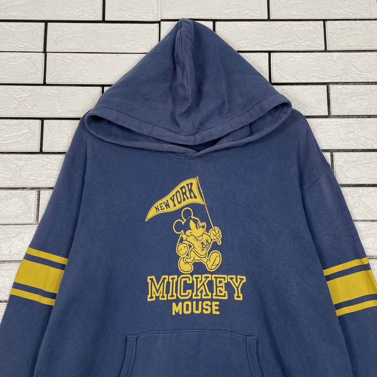 Disney Uniqlo x Disney Mickey Mouse Hoodie Size US L / EU 52-54 / 3 - 2 Thumbnail