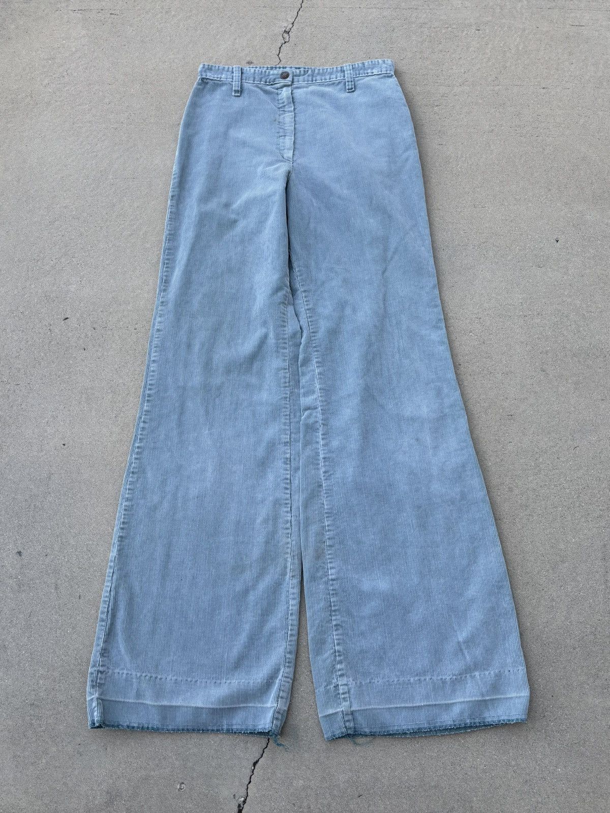 Vintage 1970s Faded Green Corduroy Flare Pant Size 27" / US 4 / IT 40 - 1 Thumbnail