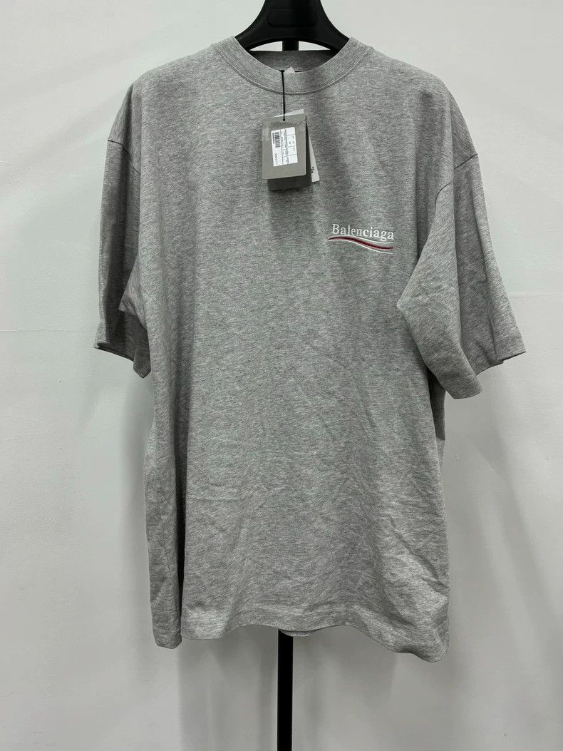 Balenciaga Balenciaga Short Sleeve T-Shirt with Embroidery- DMC Size US S / EU 44-46 / 1 - 1 Thumbnail