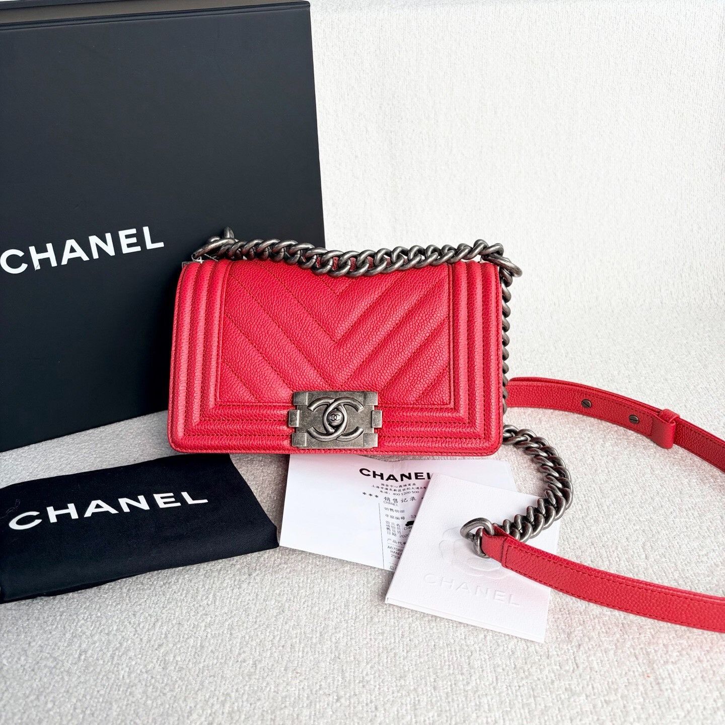 Chanel Pre-loved Bag Very good condition Size ONE SIZE - 1 Thumbnail