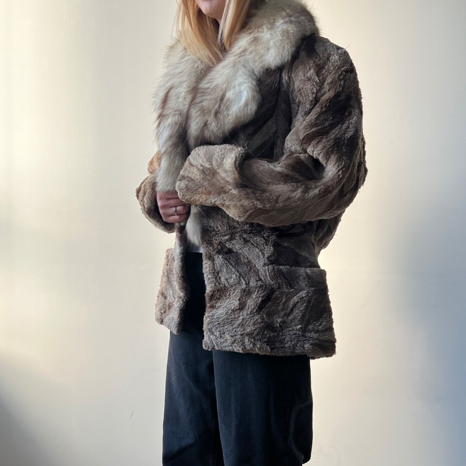 If Six Was Nine Vintage Bernard Poelman Y2K Fur Coat Fox Collar 9907AC Size M / US 6-8 / IT 42-44 - 2 Thumbnail