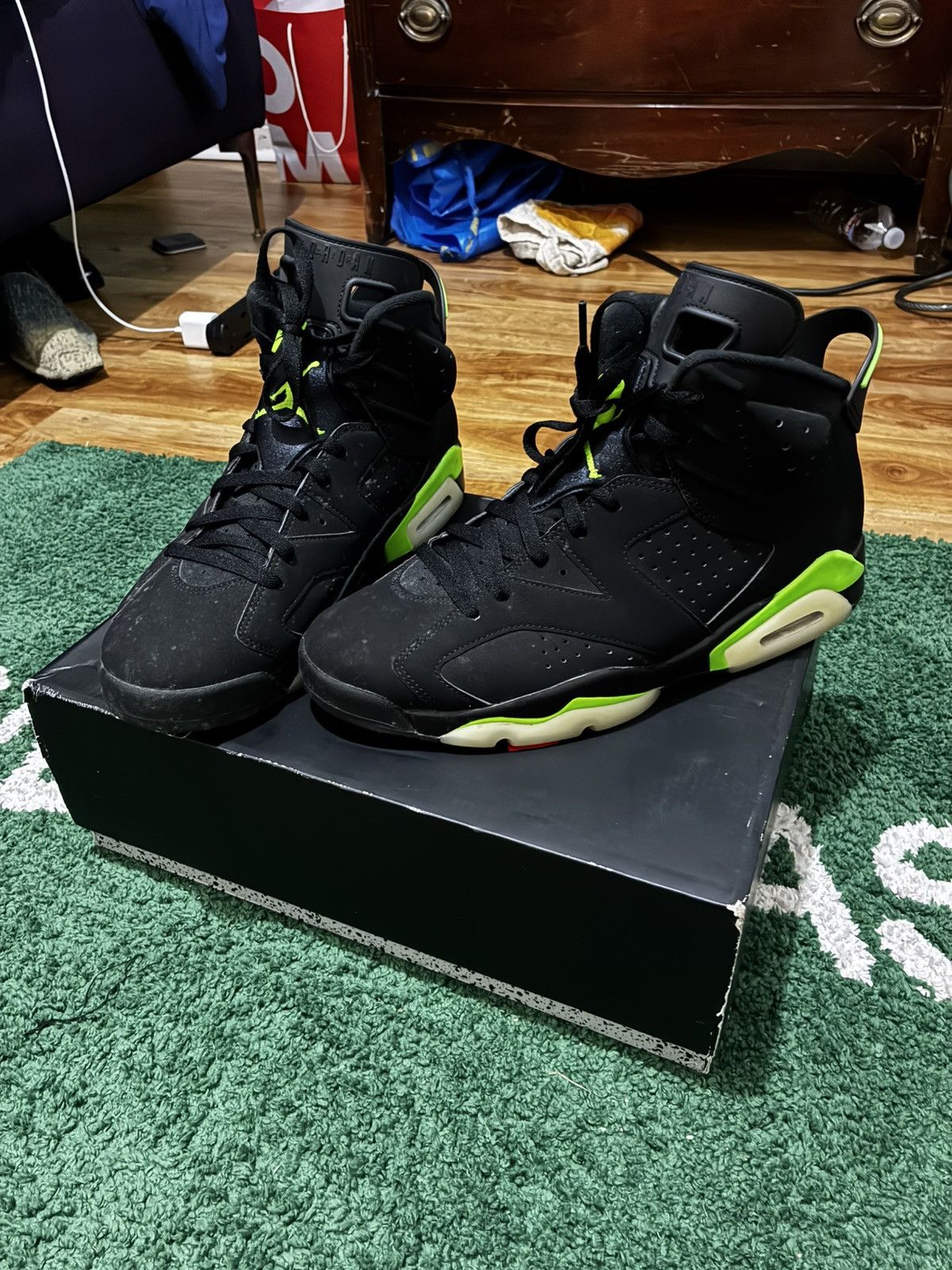 Jordan Brand Jordan 6 black volt trainers Size US 11 / EU 44 - 7 Thumbnail