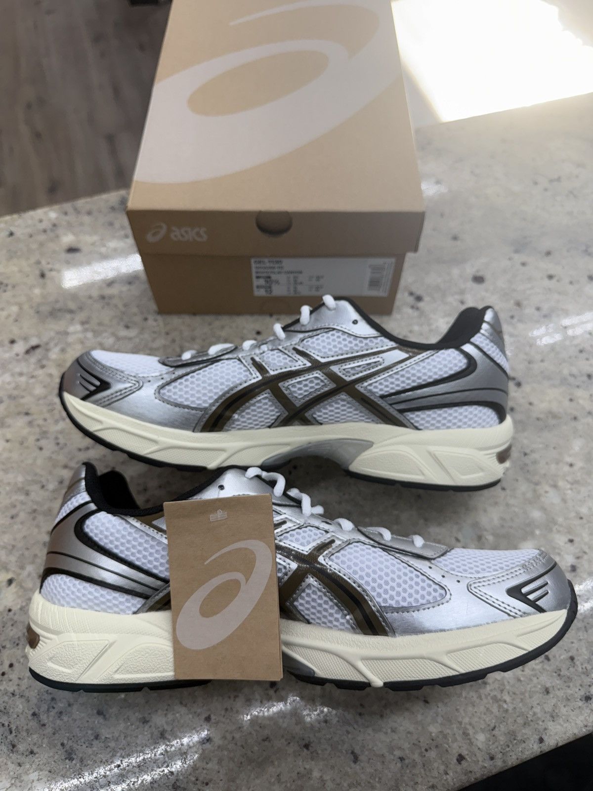 Asics Asics Gel-1130s White/Clay Canyon Size US 10.5 / EU 43-44 - 2 Thumbnail