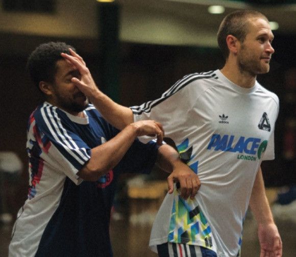 Adidas × Palace Palace Adidas Home Jersey White/Black Size Medium Size US M / EU 48-50 / 2 - 12 Thumbnail