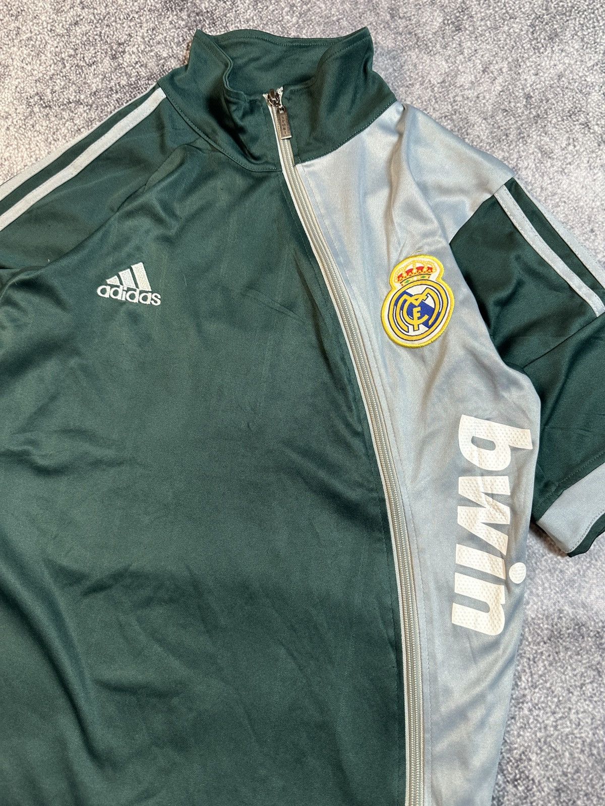 Adidas Vintage Adidas Real Madrid Soccer Jersey Blokecore Style USA Size US M / EU 48-50 / 2 - 2 Thumbnail