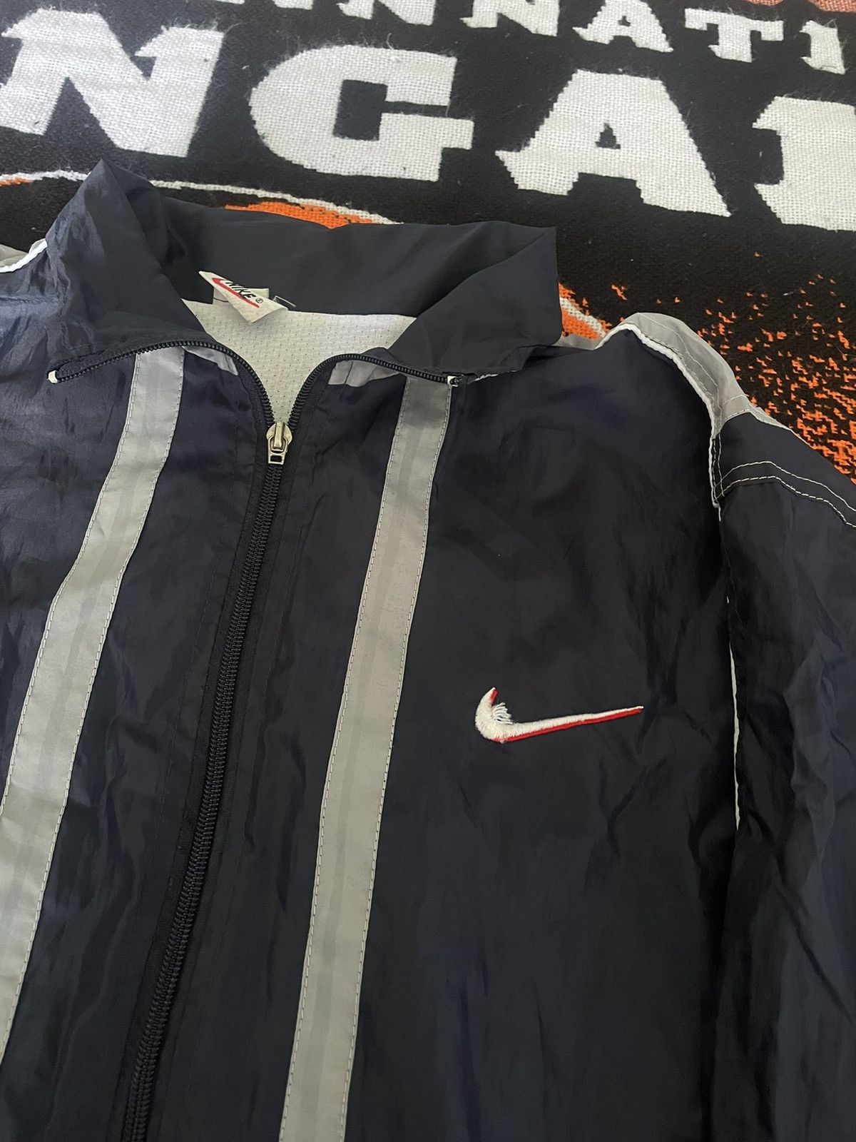 Nike × Vintage Vintage Nike Swoosh Black Jacket Shirt Size US XL / EU 56 / 4 - 2 Thumbnail