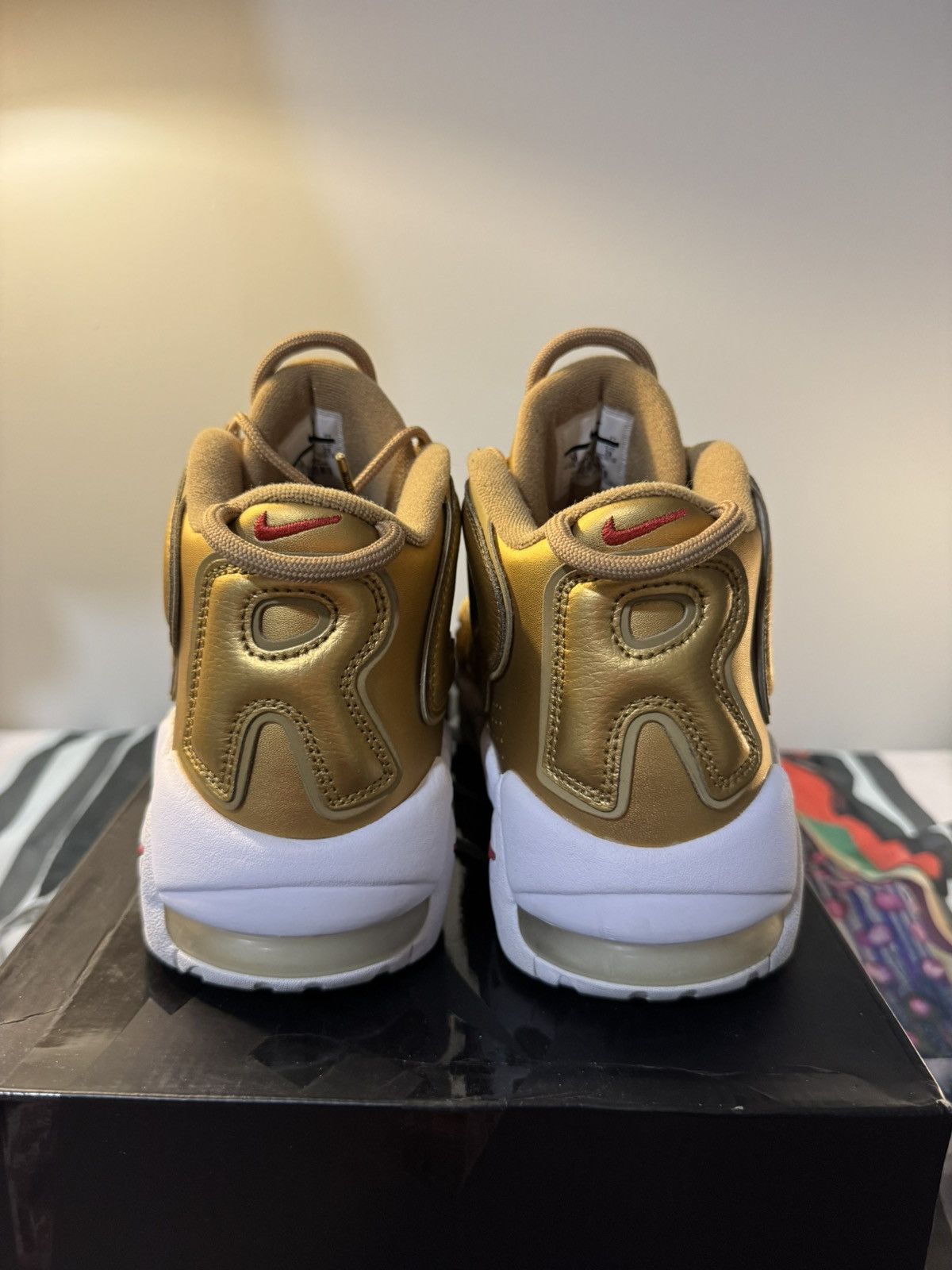 Nike SUPREME UPTEMPO Gold Size US 10 / EU 43 - 5 Thumbnail
