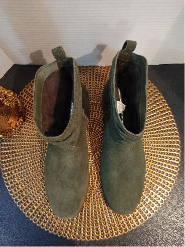 Koolaburra Koolaburra Suede Boots by UGG Size 10.5 Size US 11 / IT 41 - 3 Thumbnail