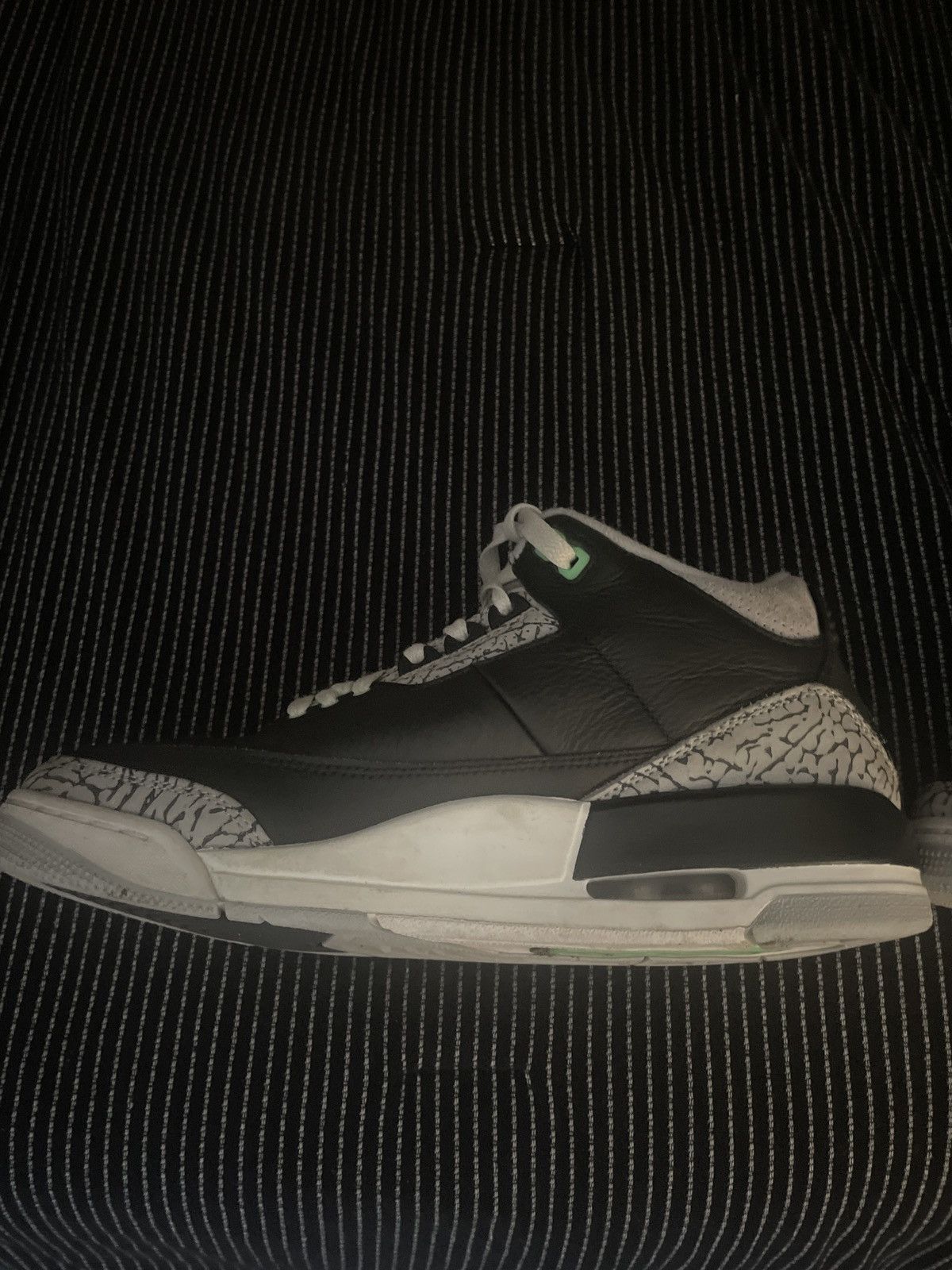 Jordan Brand Jordan 3 Retro Black/White Size US 8.5 / EU 41-42 - 3 Thumbnail