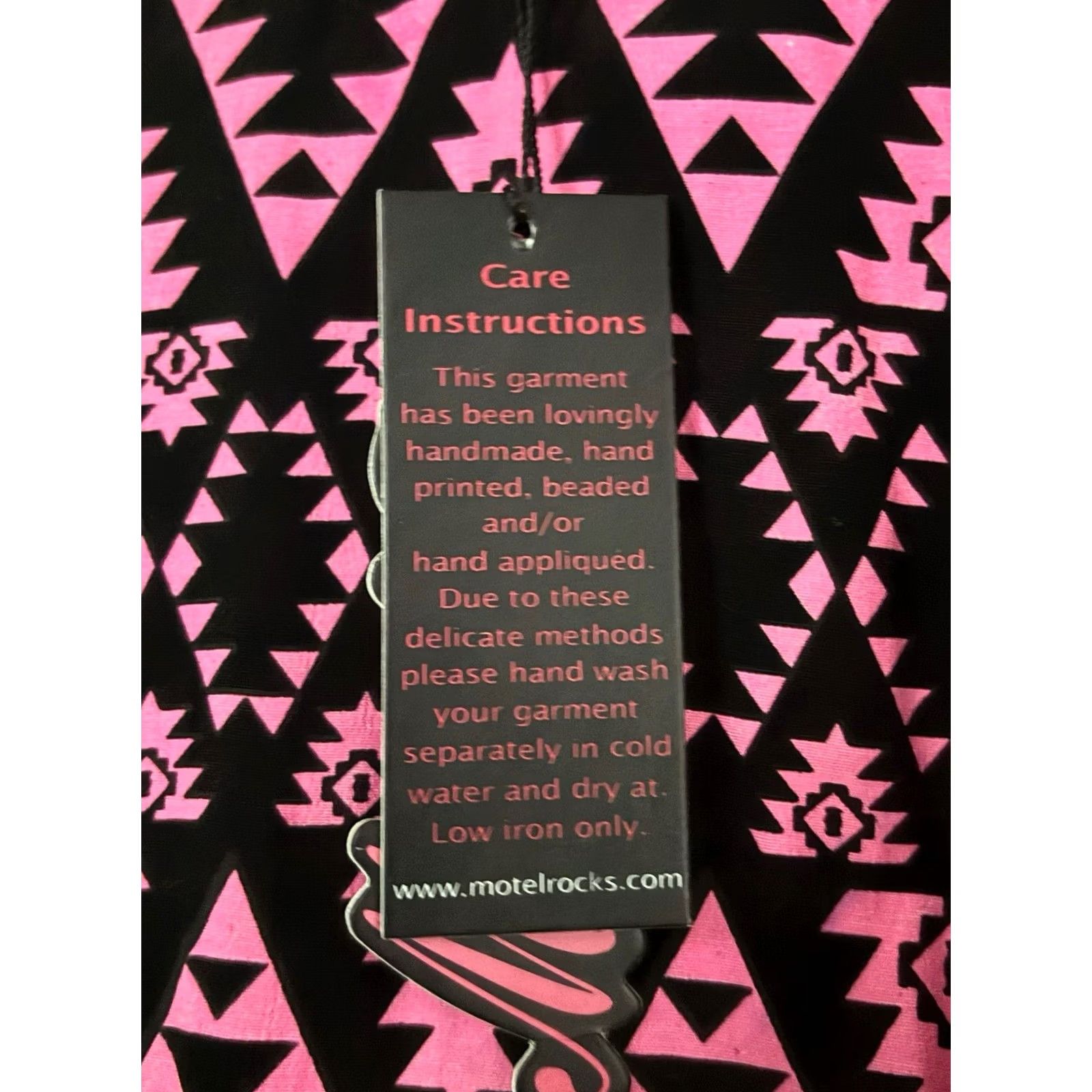 Vintage Motel Rocks Playsuit XS Size New With Defect Pattern Aztec Black Neon Pink Size 26" / US 2 / IT 38 - 7 Thumbnail