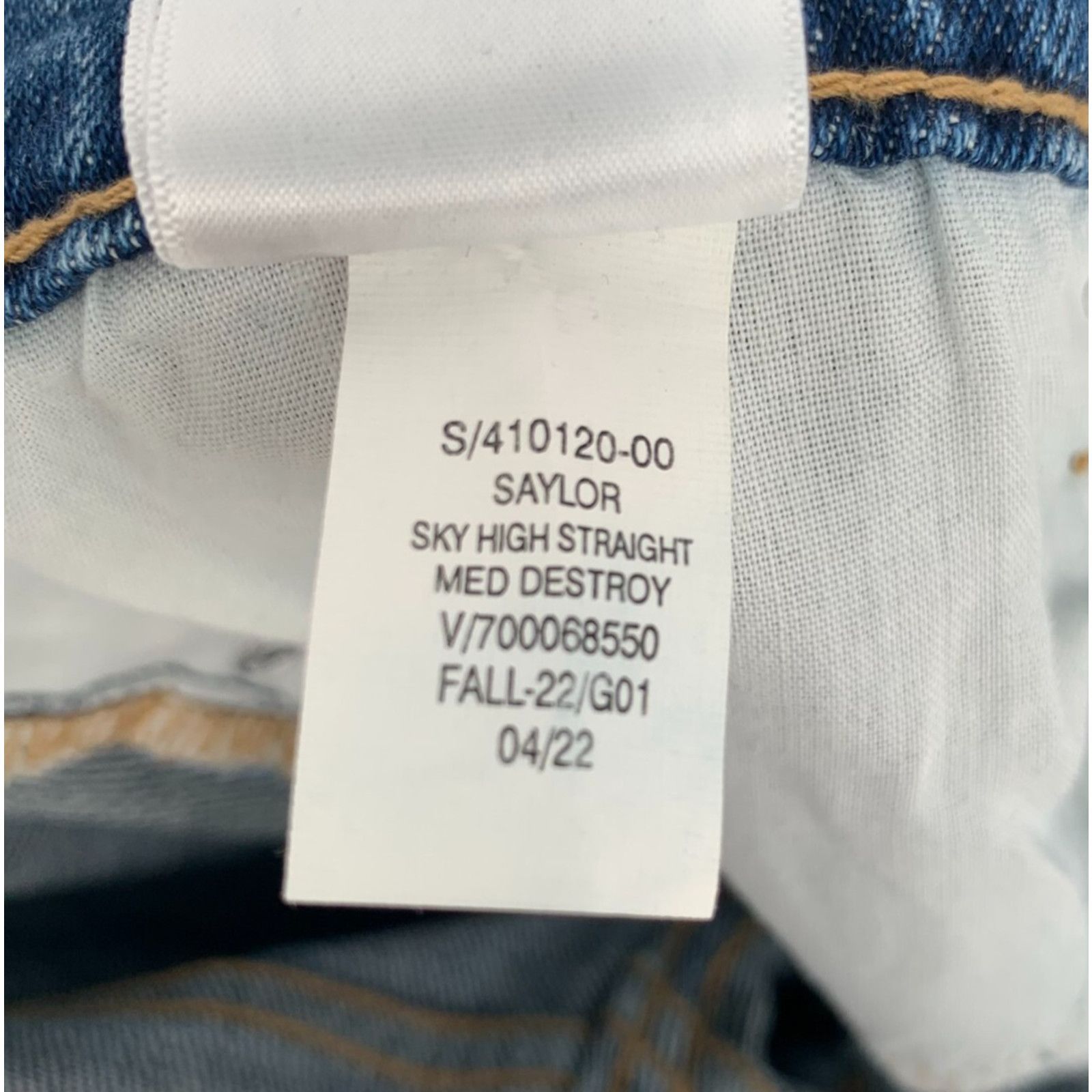 Old Navy Old Navy Saylor Jeans Women's Size 4 Straight Distressed Size 27" / US 4 / IT 40 - 14 Thumbnail