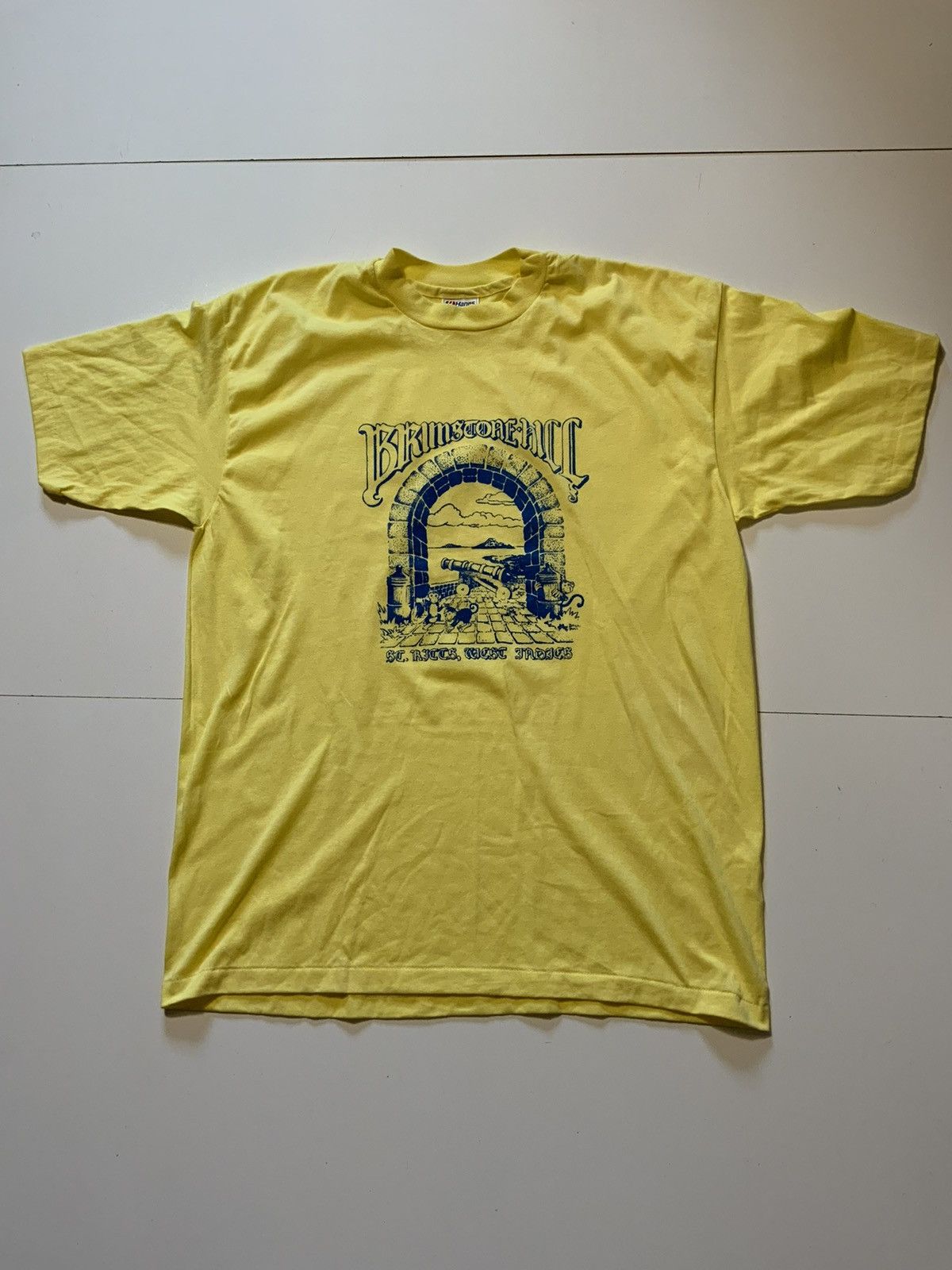 Hanes × Vintage VTG 50/50 Brimstone Hill West Indies Single Stitch T-Shirt Size US XL / EU 56 / 4 - 2 Thumbnail