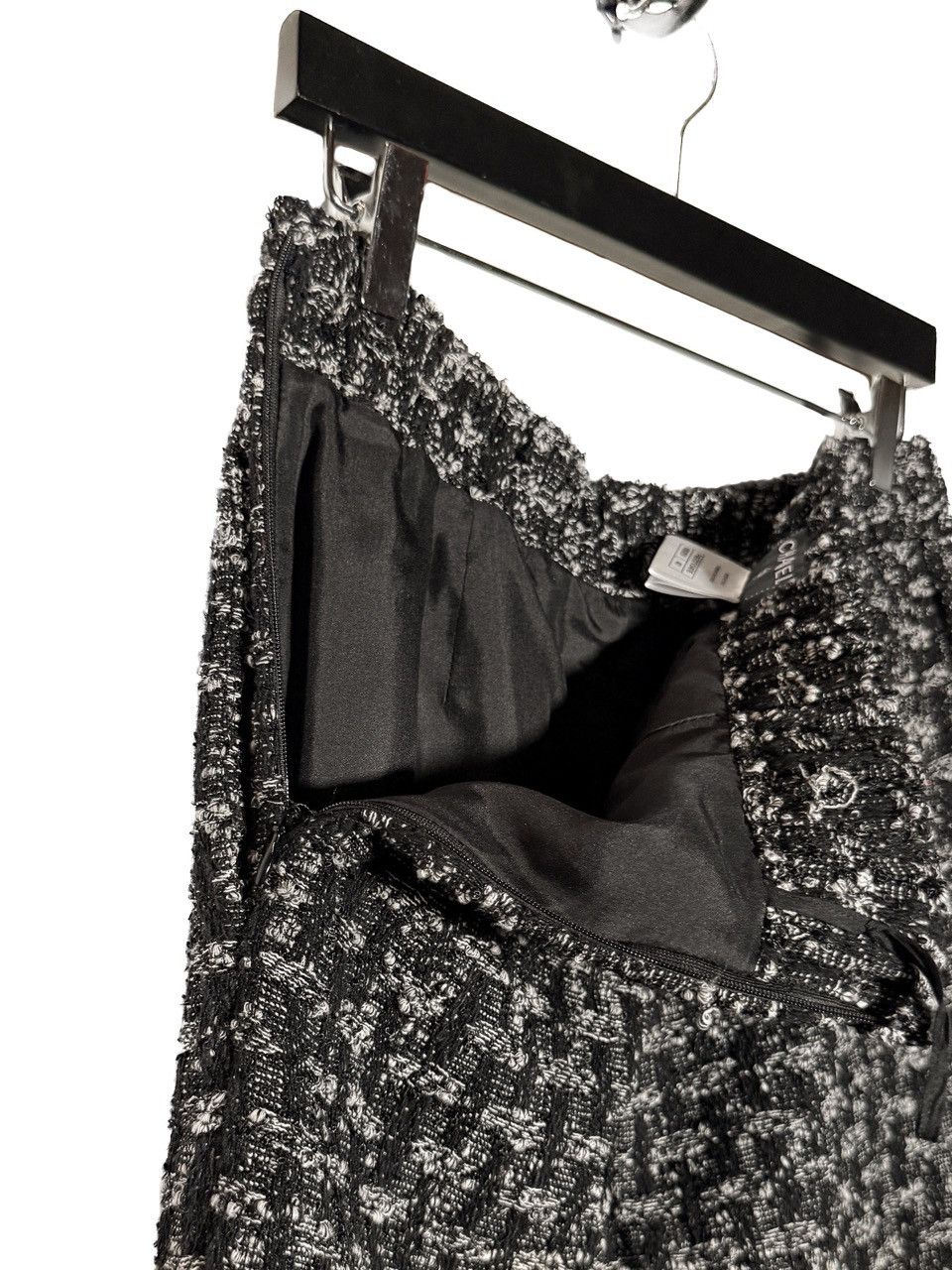 Chanel Chanel Pre-FW13 Black White Pleated Tweed Skirt Size 28" / US 6 / IT 42 - 5 Thumbnail
