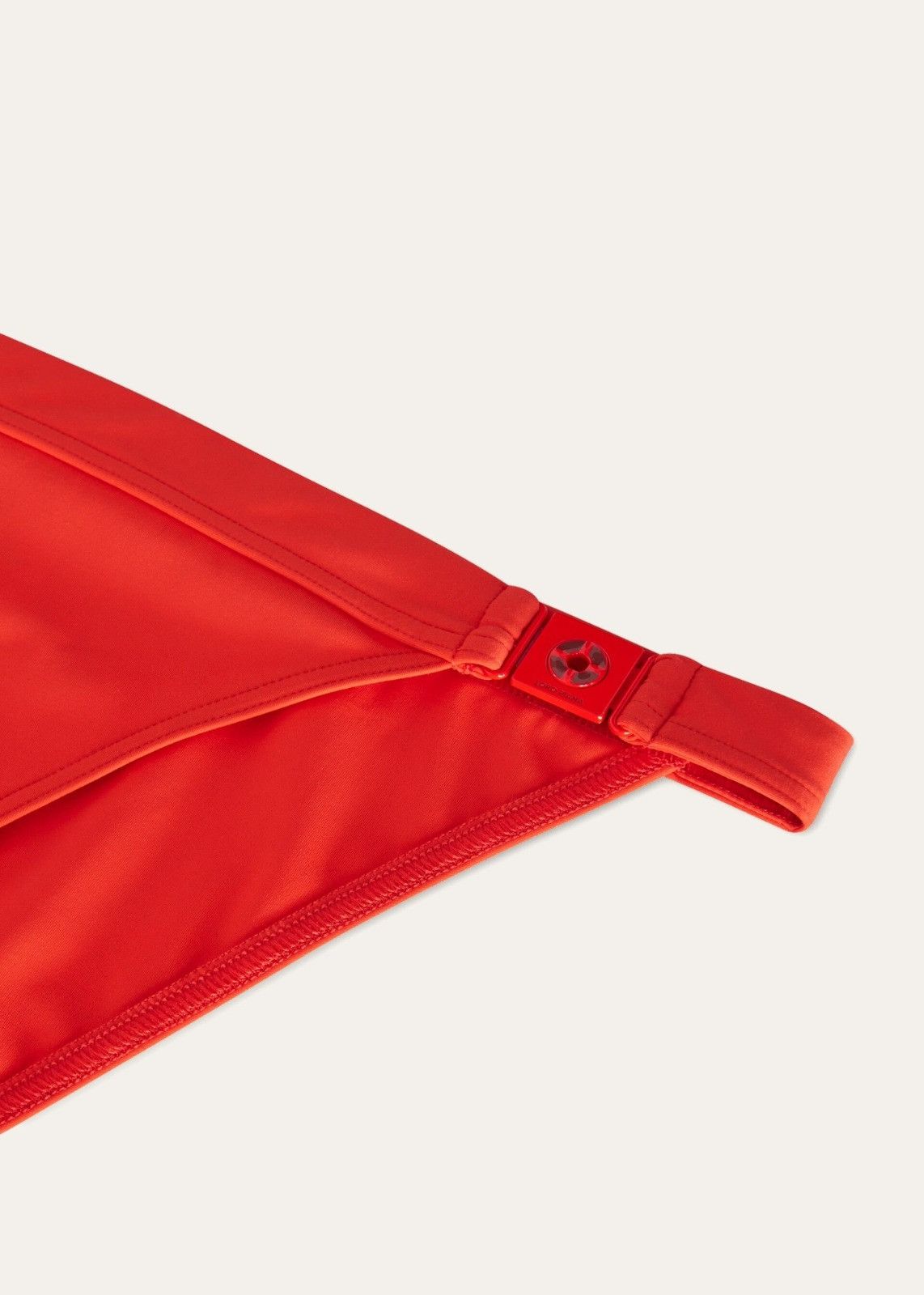 Loro Piana o1srvl11e0125 FAM7068 Size: OS / Bikni Bottom in Red Size ONE SIZE - 3 Thumbnail