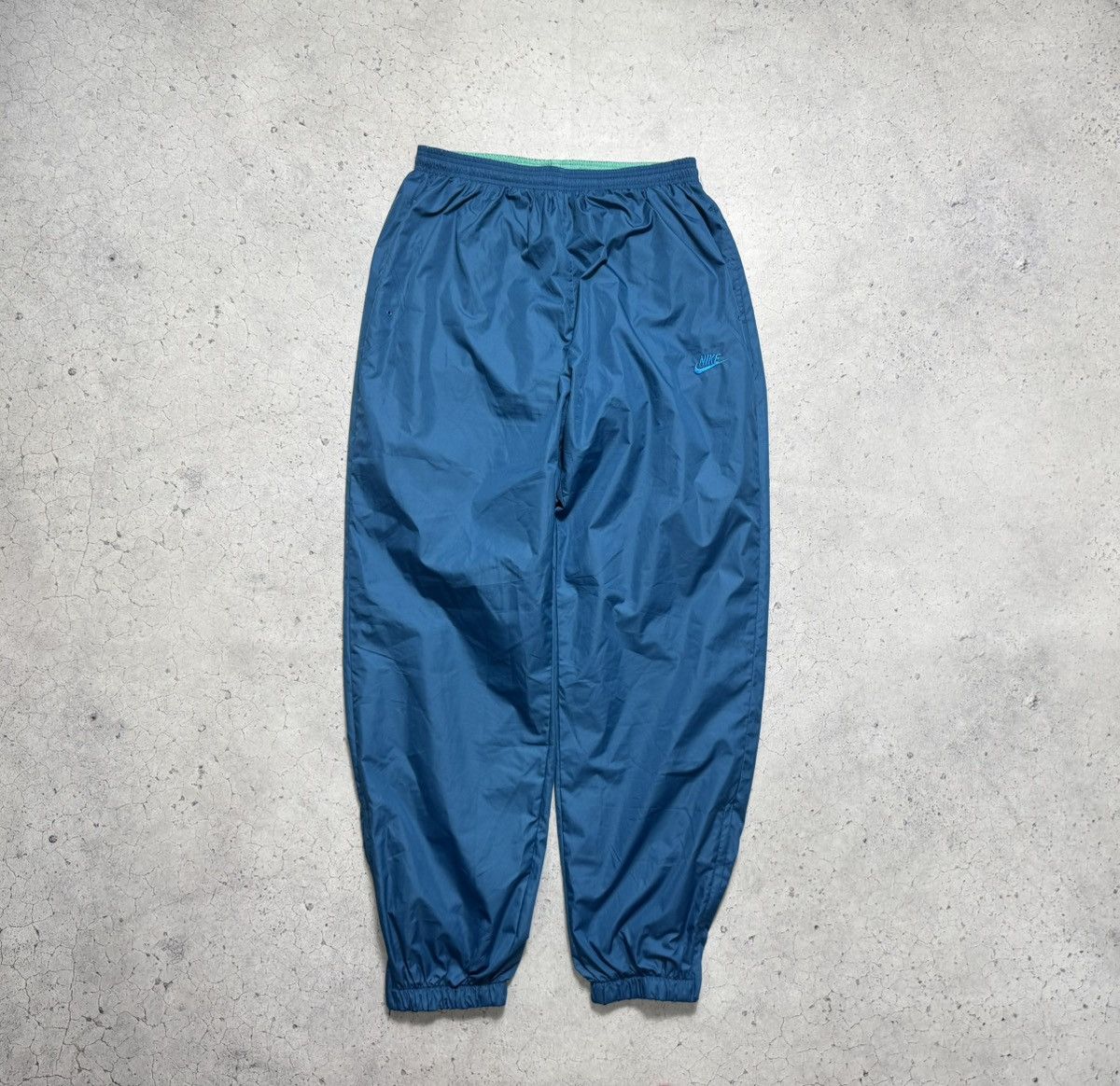 Nike Nike Nylon Vintage Track Suit Jacket And Pants 80’s 90’s Y2K Size US XL / EU 56 / 4 - 15 Thumbnail