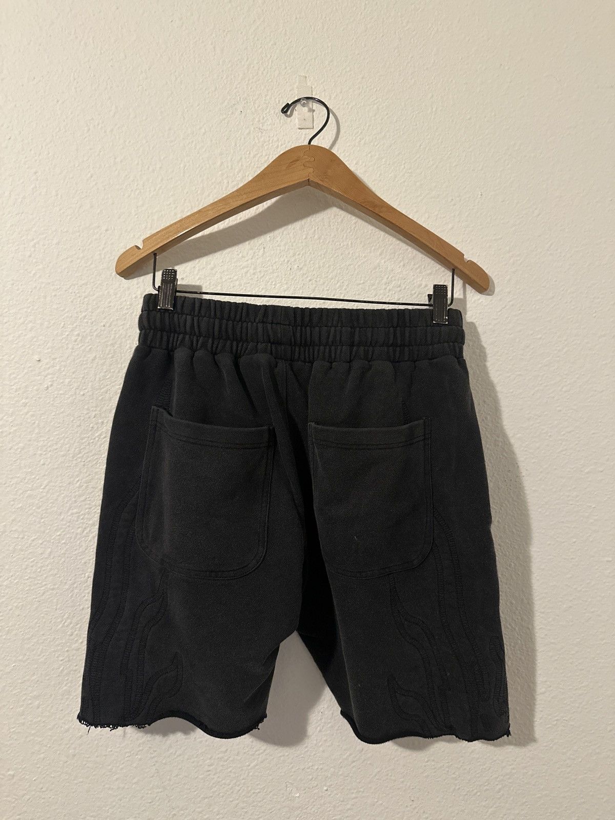 Vale S Vale Lives Tribal Stiched Shorts Size US 30 / EU 46 - 2 Thumbnail