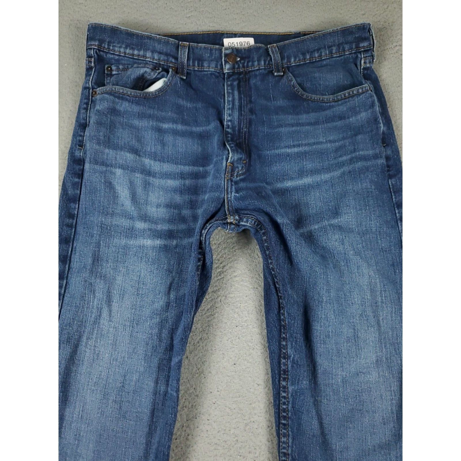 Levi's Levis 505 Jeans Mens 38x34 Blue Straight Leg Regular Fit Cotton Denim Pants Size US 38 / EU 54 - 2 Thumbnail