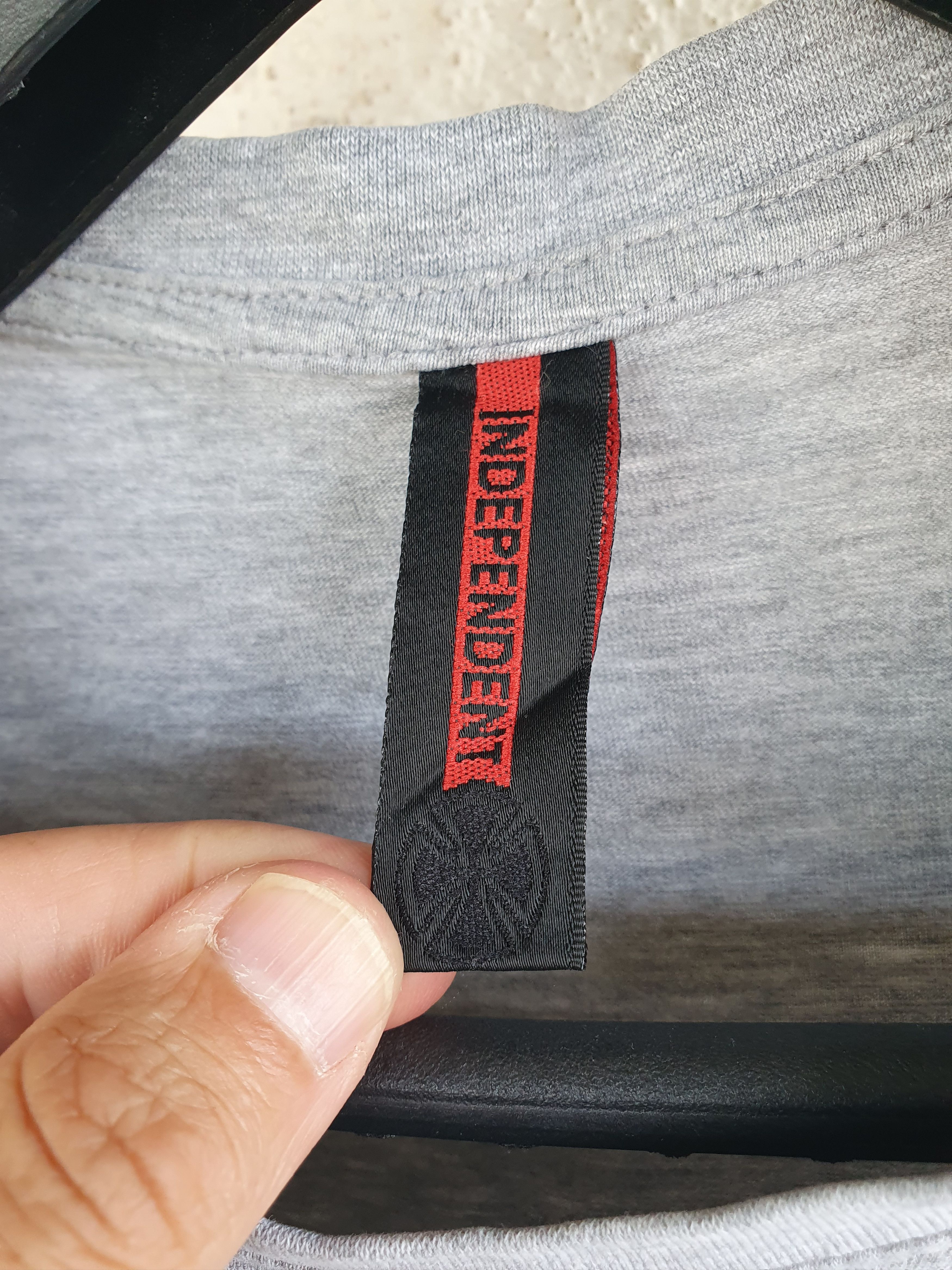 Independent Truck Co. Independent Truck Co Vintage Y2K Skate t-shirt sz L Size US L / EU 52-54 / 3 - 2 Thumbnail