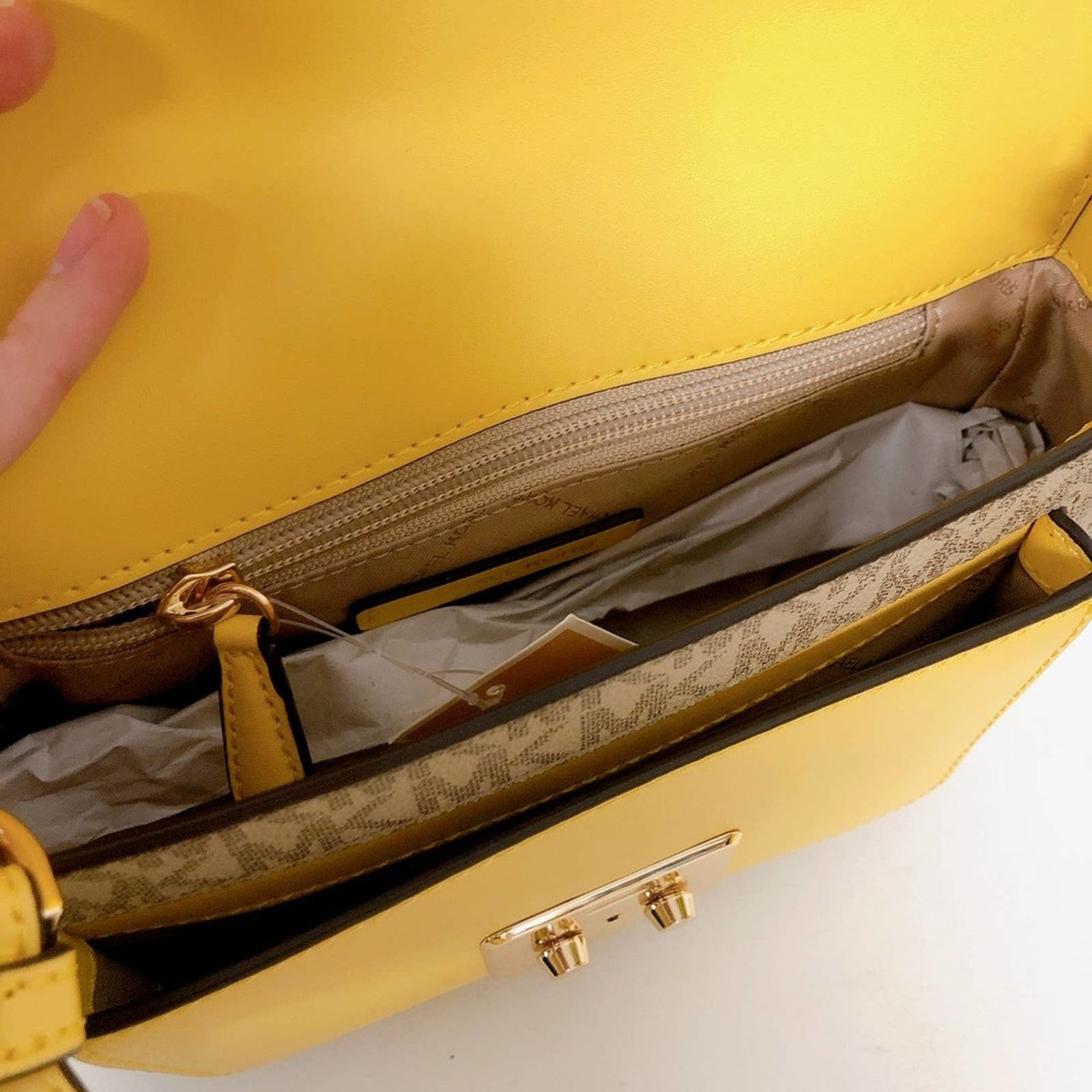 Michael Kors Michael Kors 35S3GS9M2B Sloan Editor Medium Flap Messenger Size ONE SIZE - 6 Thumbnail