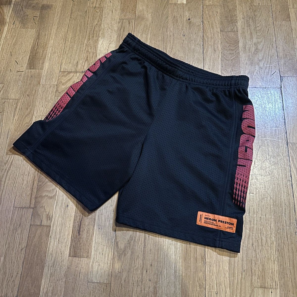 Heron Preston Heron Preston Shorts Size US 30 / EU 46 - 1 Thumbnail