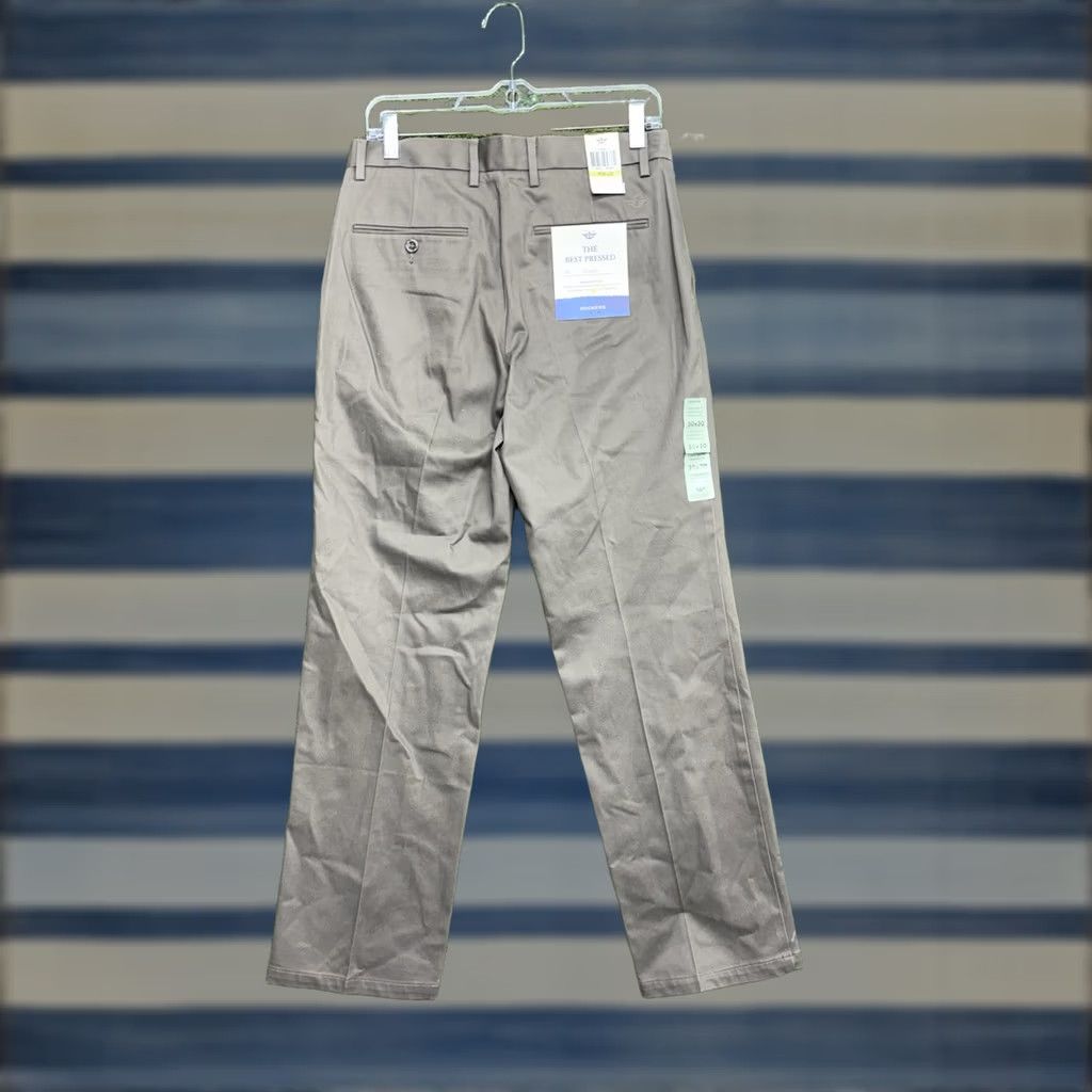Dockers DOCKERS Chino Pants Mens 30x30 Best Pressed Khakis Straight Leg Brown NEW Pants Size US 30 / EU 46 - 1 Thumbnail