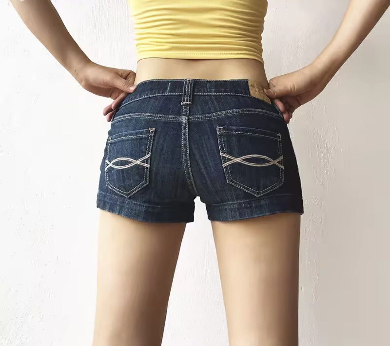 Vintage Y2k Mini Jeans Shorts 2000s Style Size 27" / US 4 / IT 40 - 6 Thumbnail