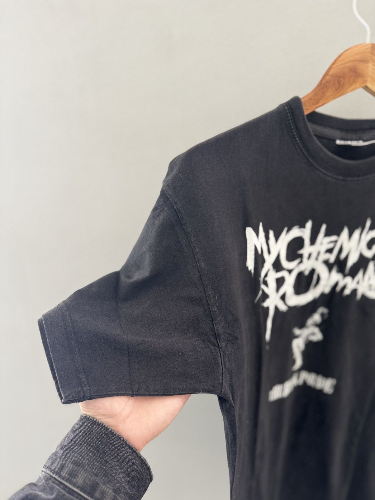 Band Tees Mychemical romance The black parade rock shirt tee casual Size US M / EU 48-50 / 2 - 4 Thumbnail