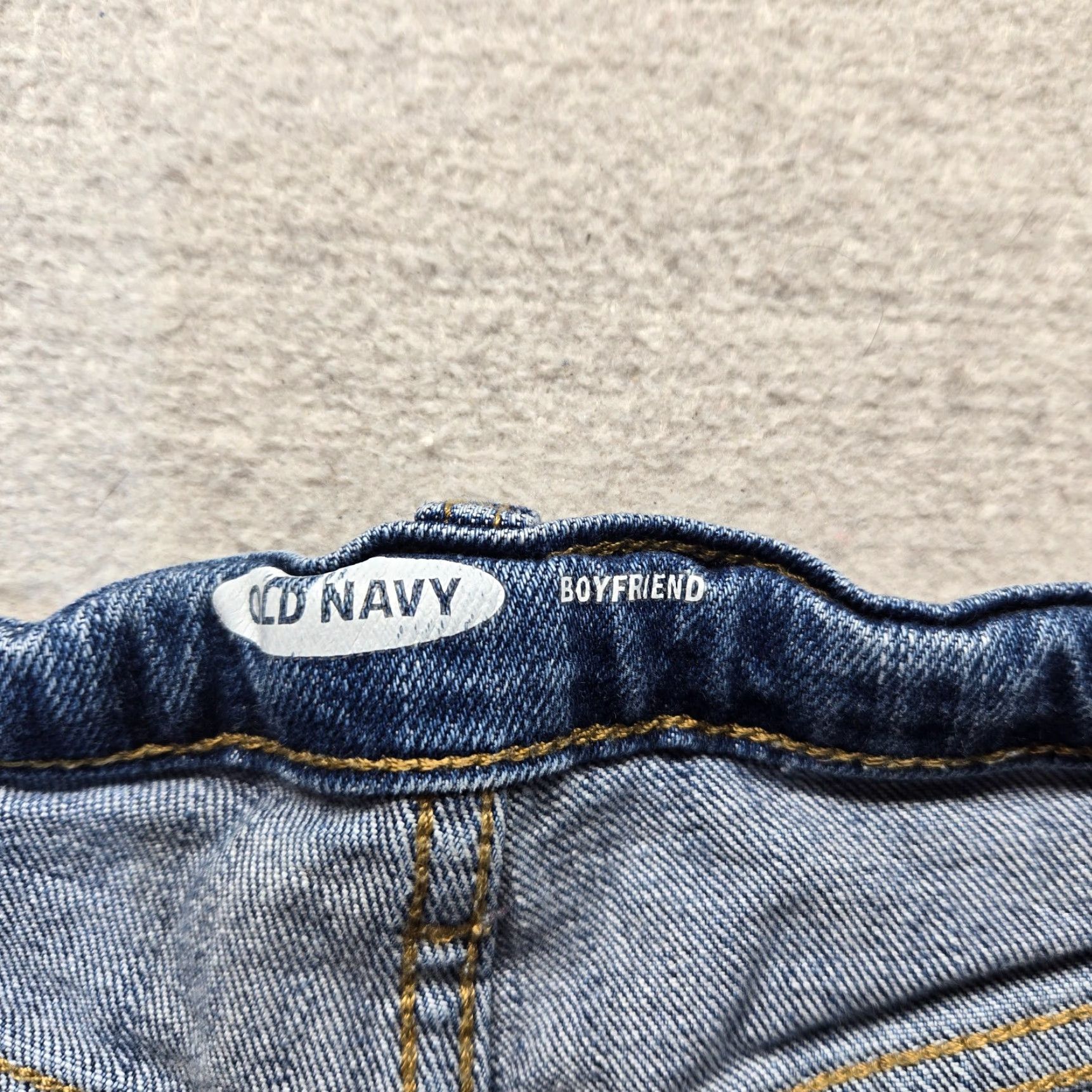 Old Navy Old Navy Shorts Slim Blue Denim Cuffed Dark Wash Women Size 4 Size 27" / US 4 / IT 40 - 2 Thumbnail