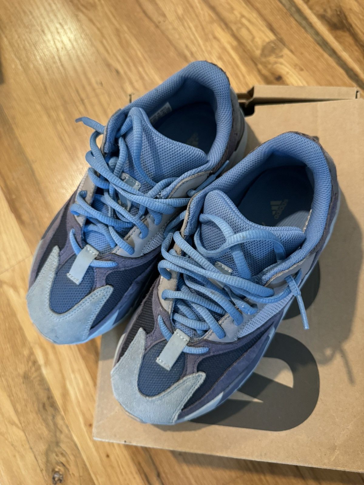 Adidas × Yeezy Yeezy 700 ‘Carbon Blue’ Size US 6 / EU 39 - 4 Thumbnail