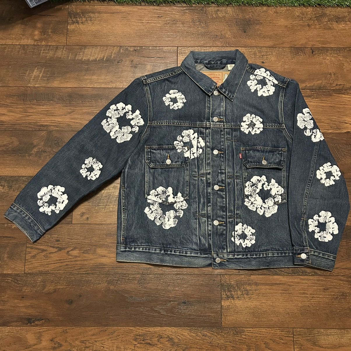 DENIM TEARS × Levi's Denim Tears X Levi’s Denim Jacket Size US XL / EU 56 / 4 - 2 Thumbnail