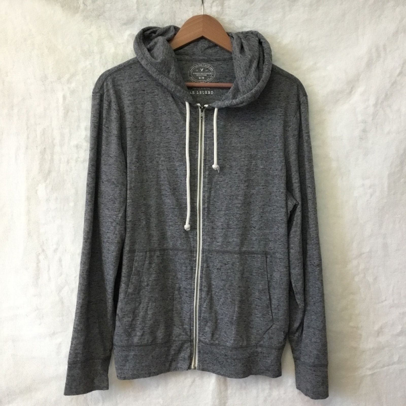 American Eagle Outfitters American Eagle Outfitters Gray Soft Hoodie Size M / US 6-8 / IT 42-44 - 1 Thumbnail