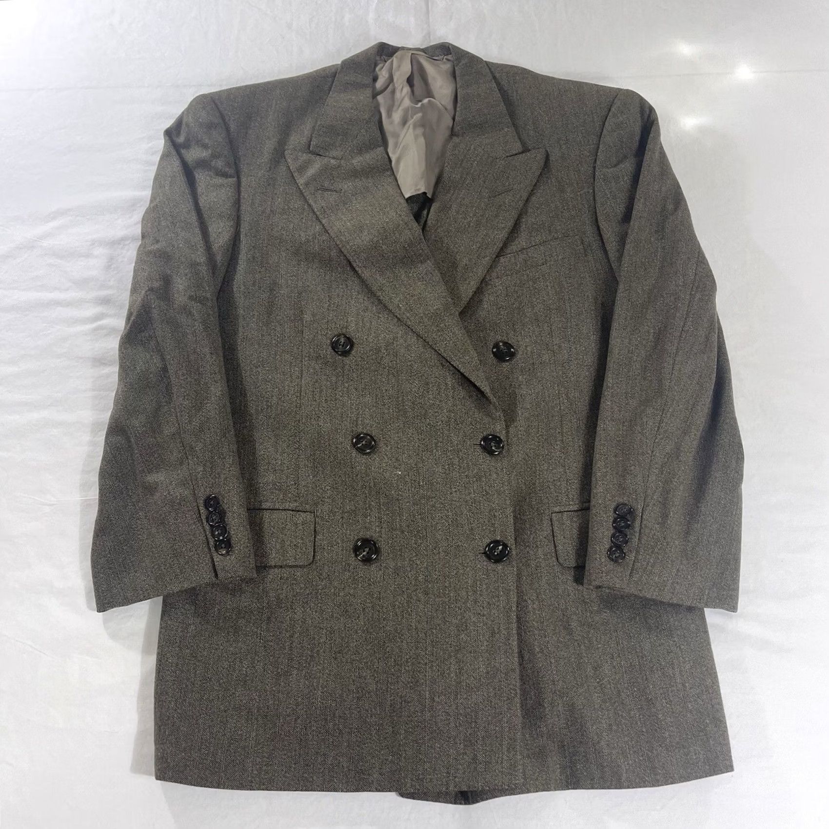 Neiman Marcus VINTAGE Neiman Marcus Blazer Jacket Men 40R Double-Breasted Pinstripe Gray 3-Button Sports Style 1990s Mens Size 40R - 2 Thumbnail