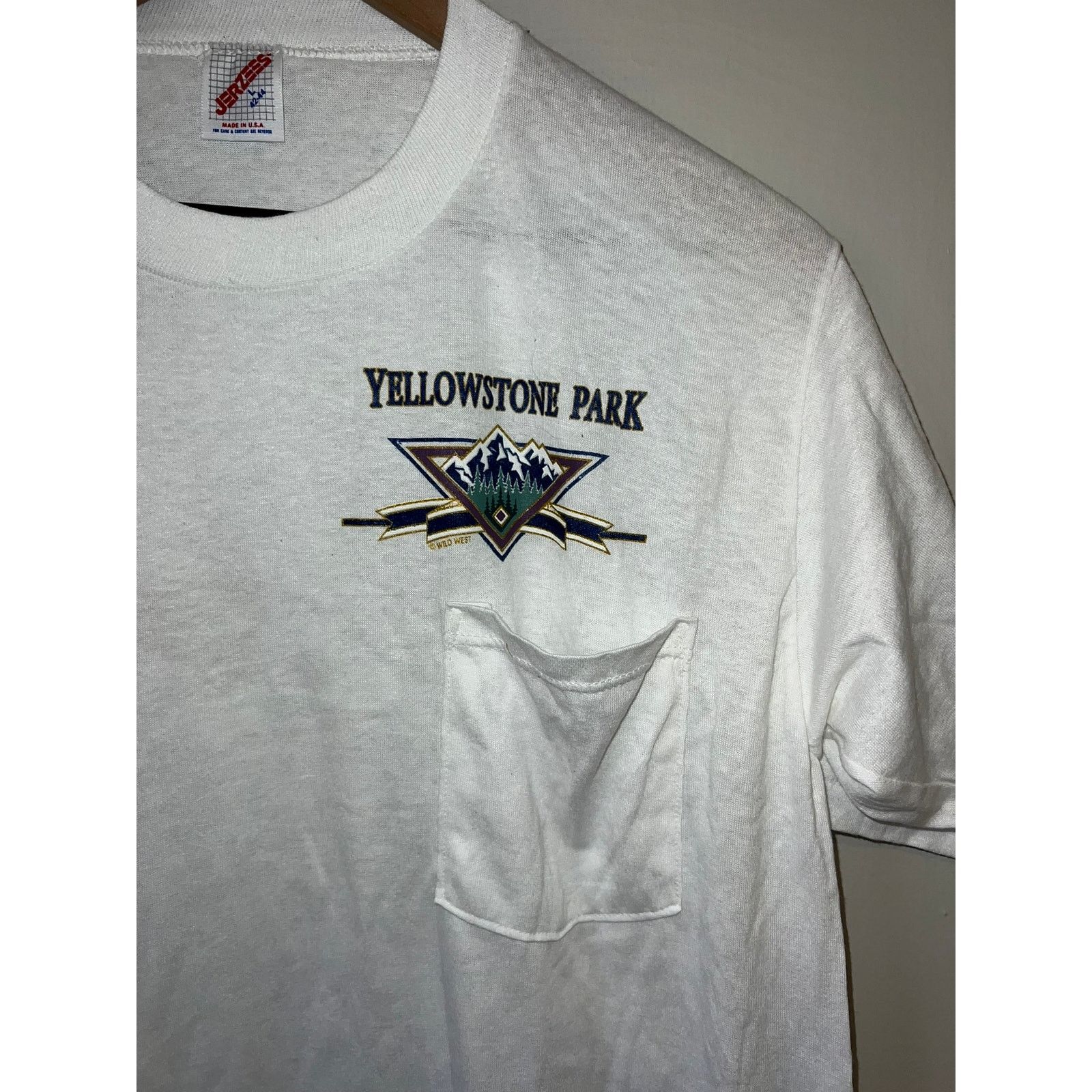 Jerzees Vintage Yellowstone Park Shirt Nature White L Pocket Tee Size US L / EU 52-54 / 3 - 2 Thumbnail