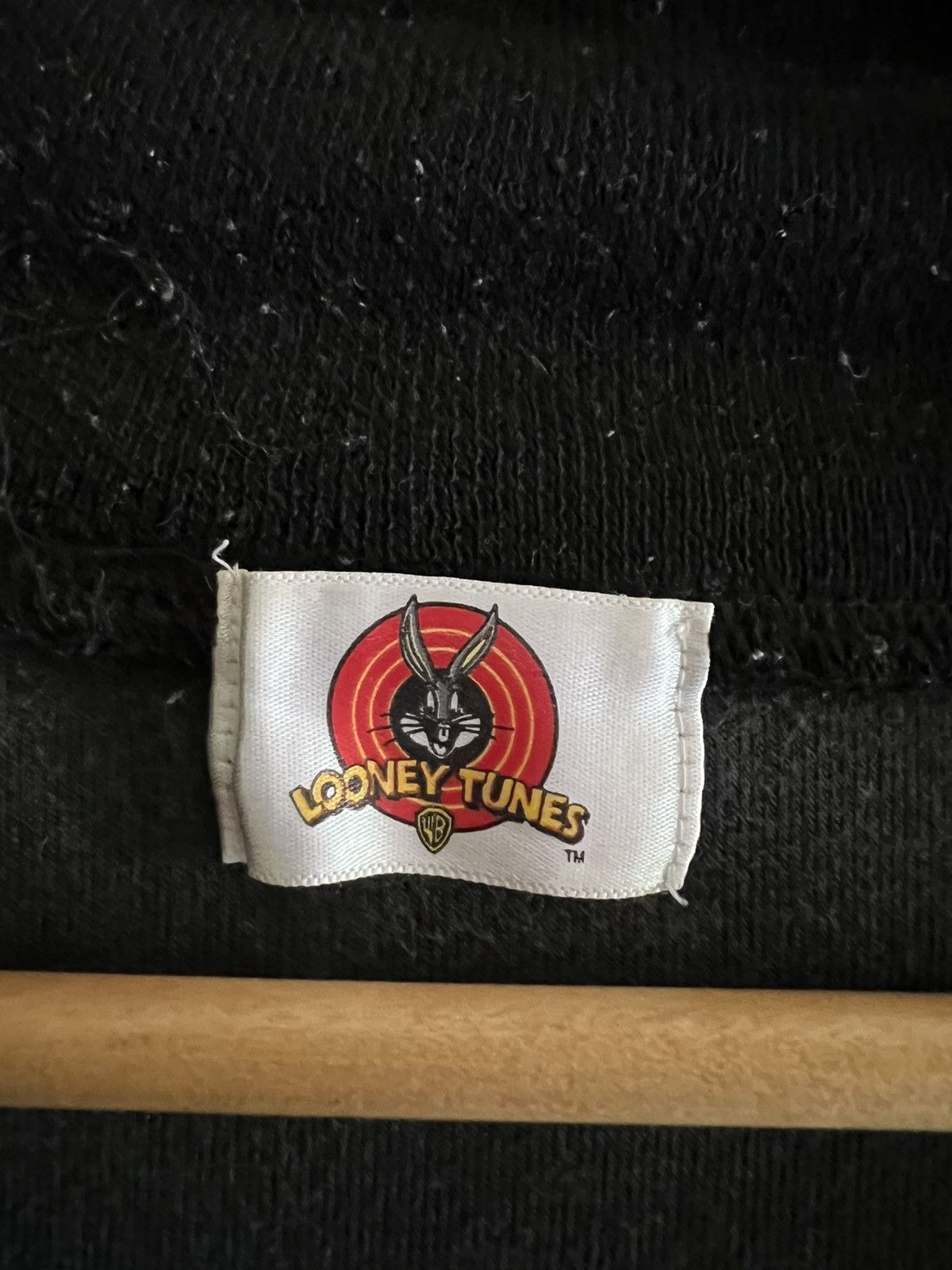Vintage VINTAGE LOONEY TONES SWEATER Size US L / EU 52-54 / 3 - 4 Thumbnail