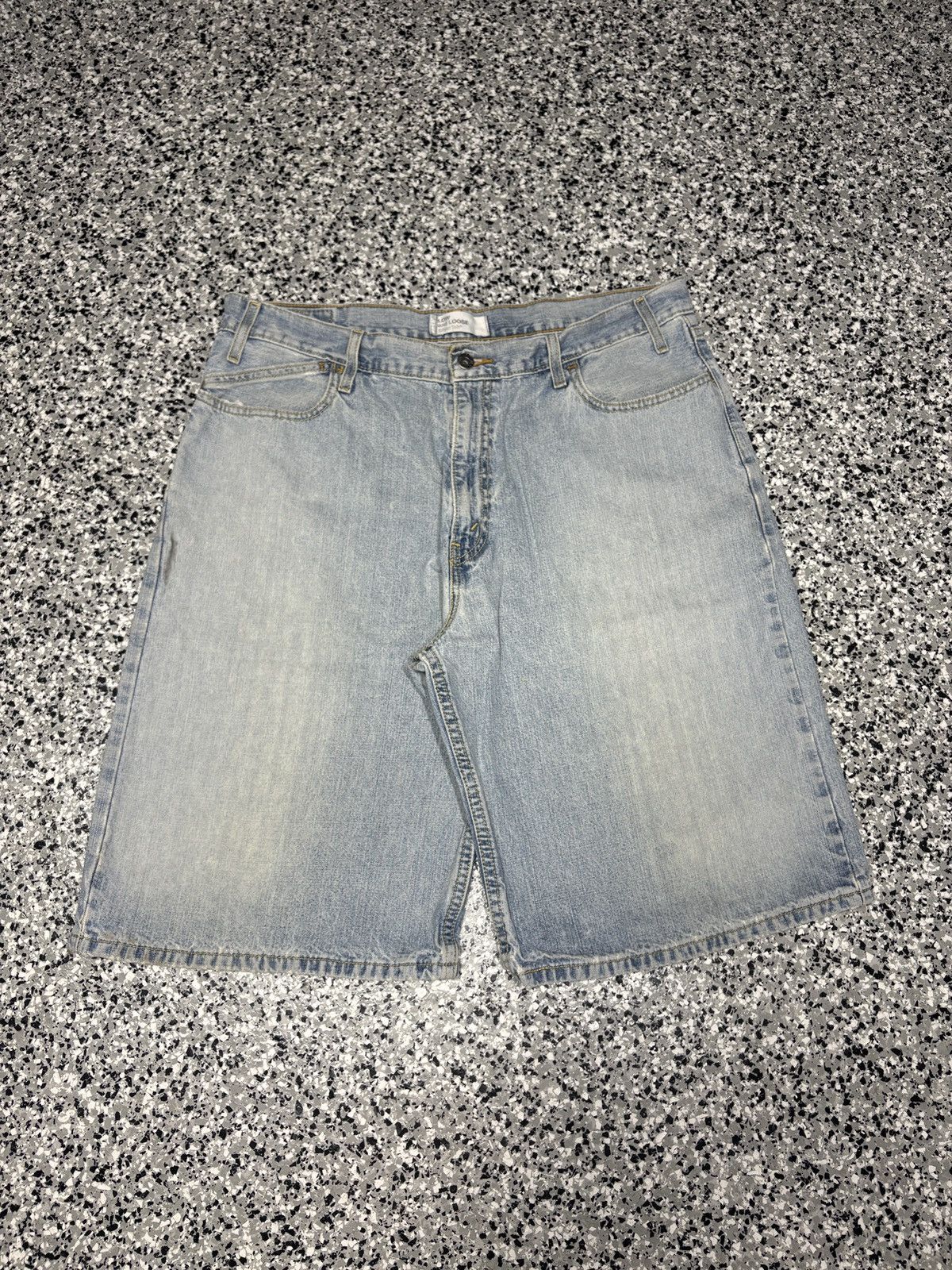 2000s Levi’s Sliver Tab Light Indigo Baggy Shorts Size 36