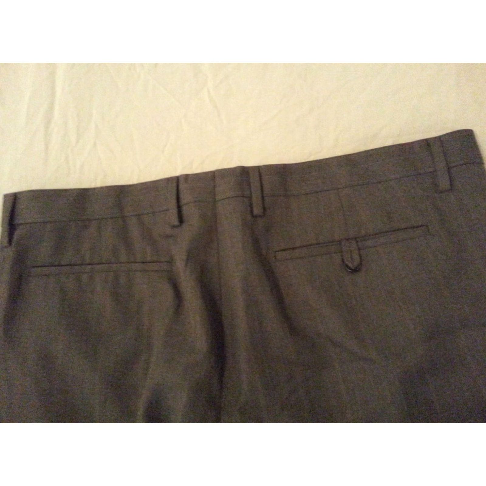 Banana Republic Banana Republic Dress Pants Grey Khaki Chino Trouser Mens 38x32 40x29 Size US 38 / EU 54 - 3 Thumbnail