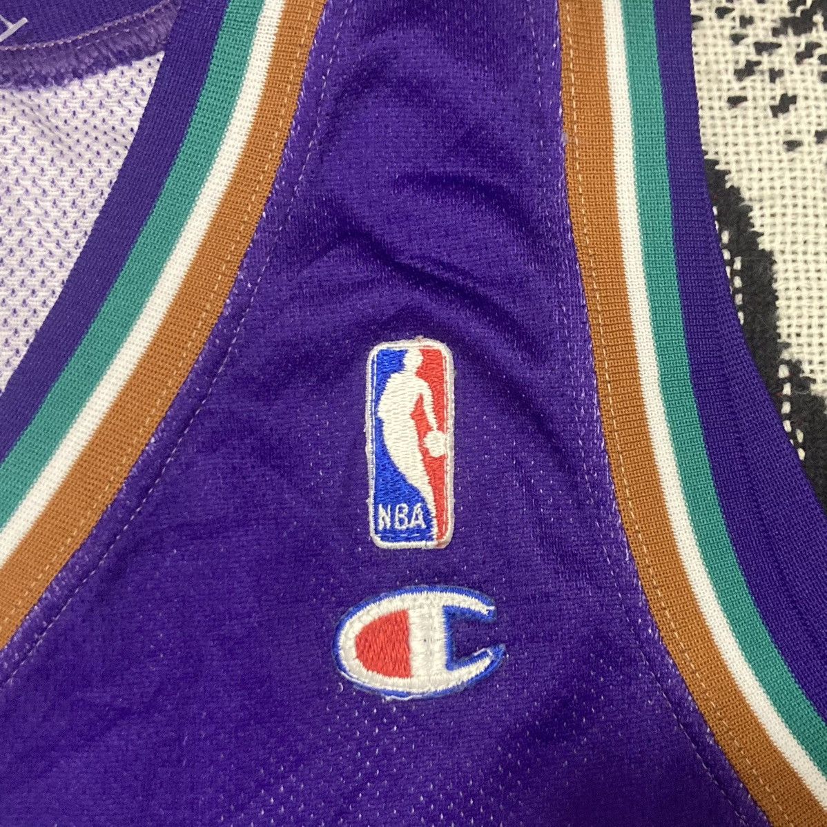 Champion × NBA × Vintage Vintage 90’s Utah Jazz Karl Melone NBA Jersey Champion Size US XL / EU 56 / 4 - 5 Thumbnail