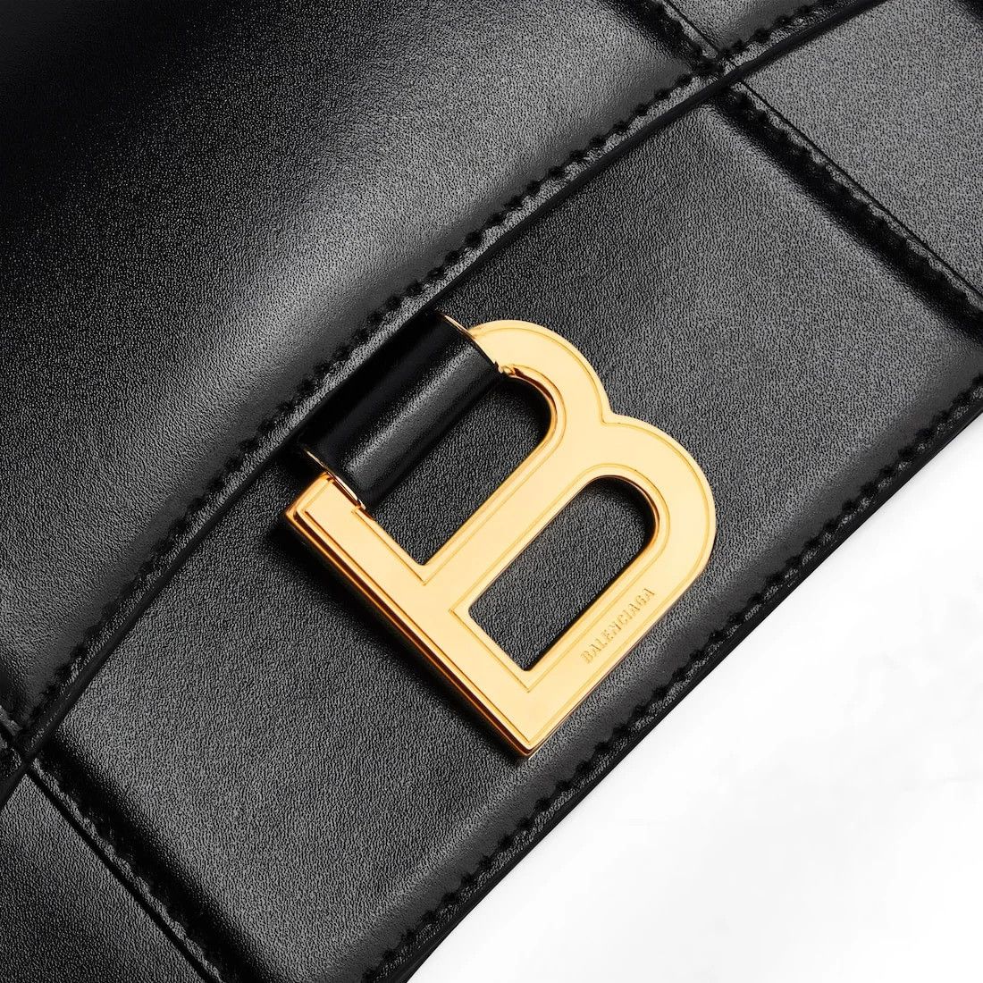 Balenciaga o1tr1nto0526 Size: OS / Hourglass Small Flap Bag in Black Size ONE SIZE - 5 Thumbnail