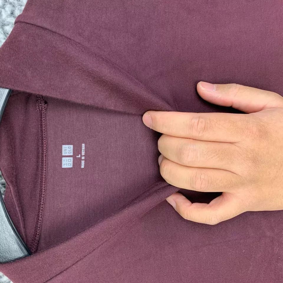 Uniqlo Uniqlo Sweatshirt Men Blank Pullover Long Sleeve Adult L Size US L / EU 52-54 / 3 - 3 Thumbnail