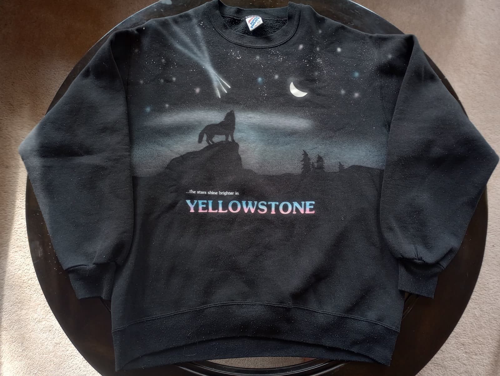 Other Vintage Yellowstone Sweatshirt Size US L / EU 52-54 / 3 - 1 Thumbnail