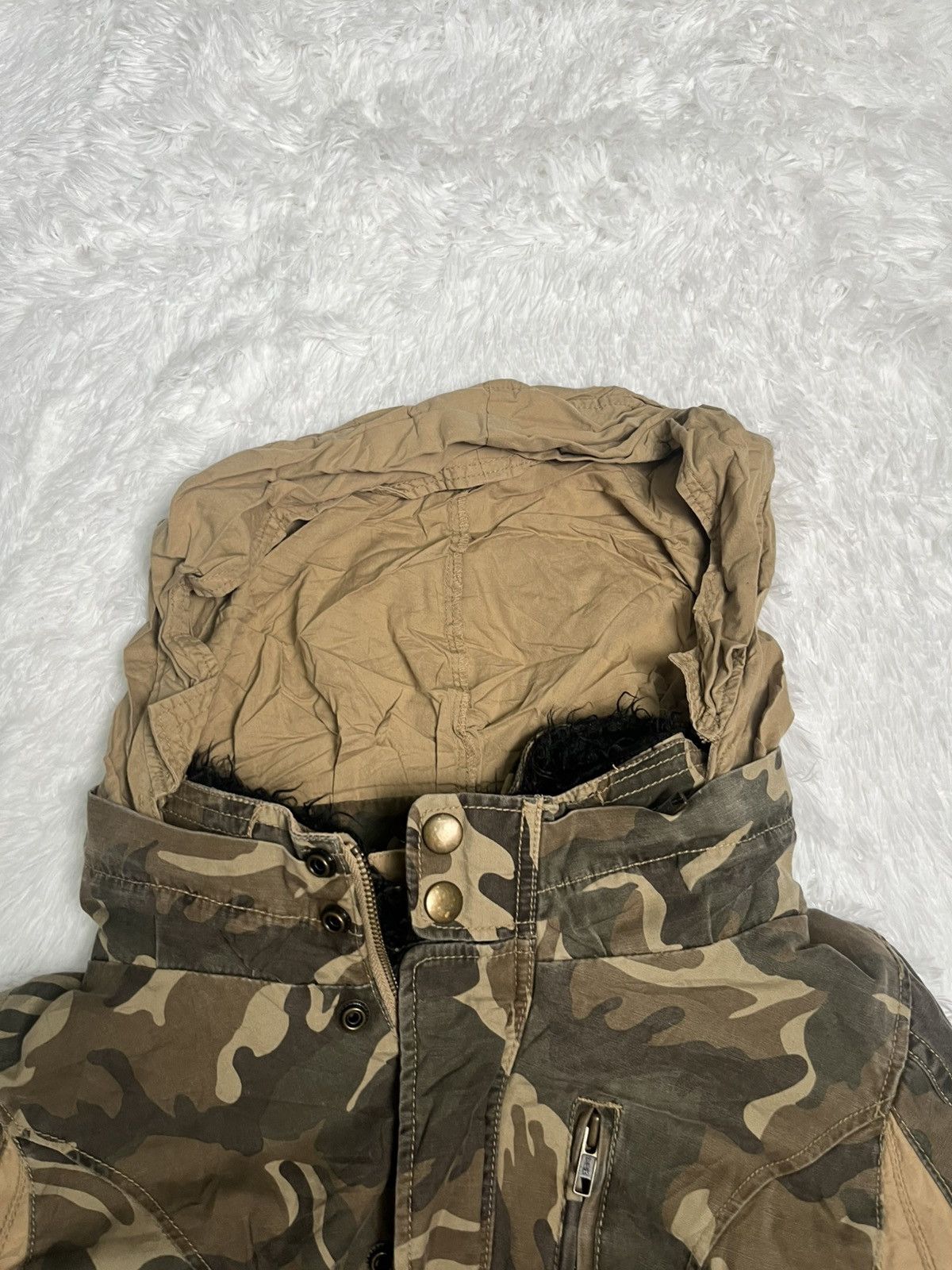 Japanese Brand 2000s Japanese Brand AR bono fur jacket military Size US L / EU 52-54 / 3 - 5 Thumbnail