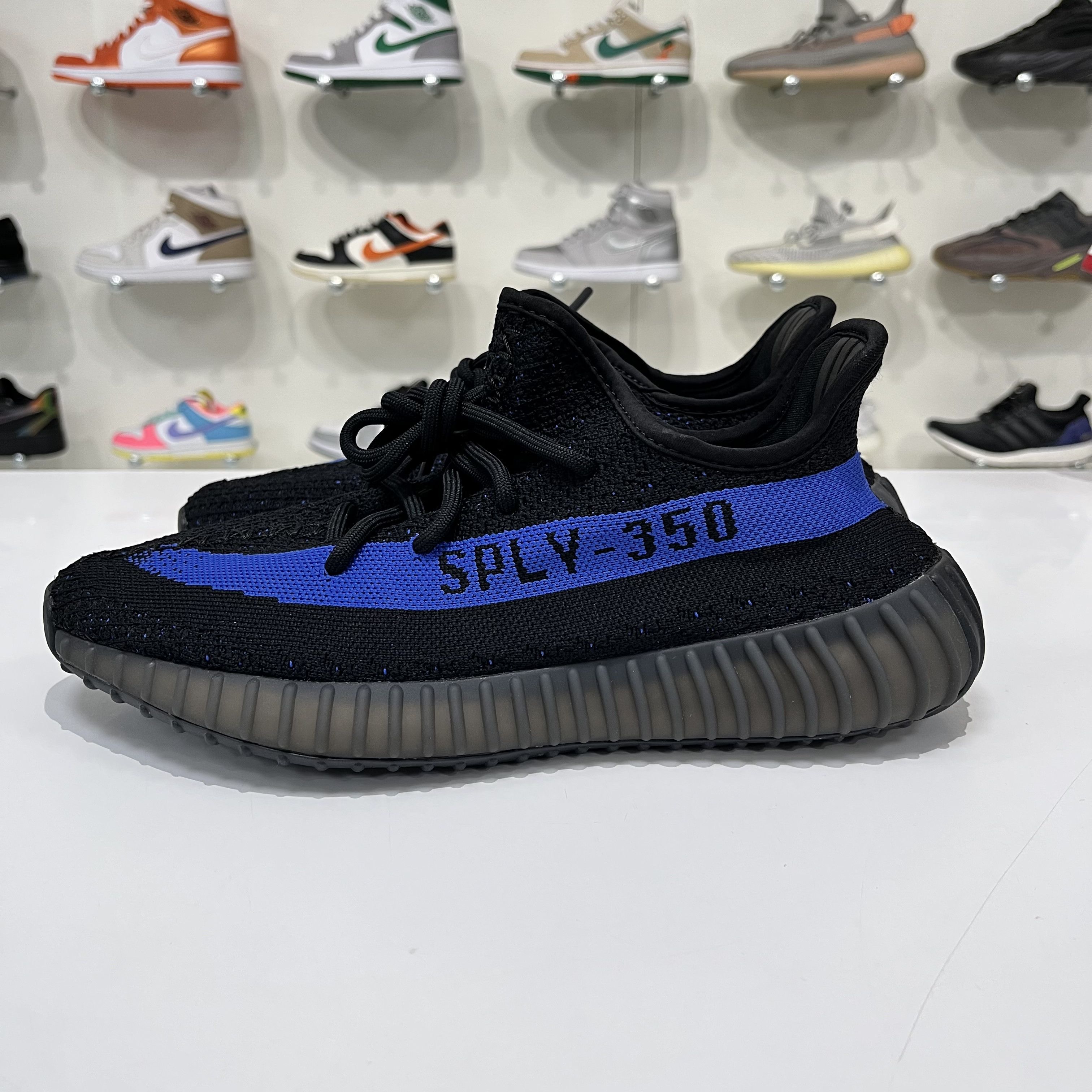 Adidas Adidaas Yeezy Boost 350 V2 Dazzling Blue Size US 8.5 / EU 41-42 - 3 Thumbnail